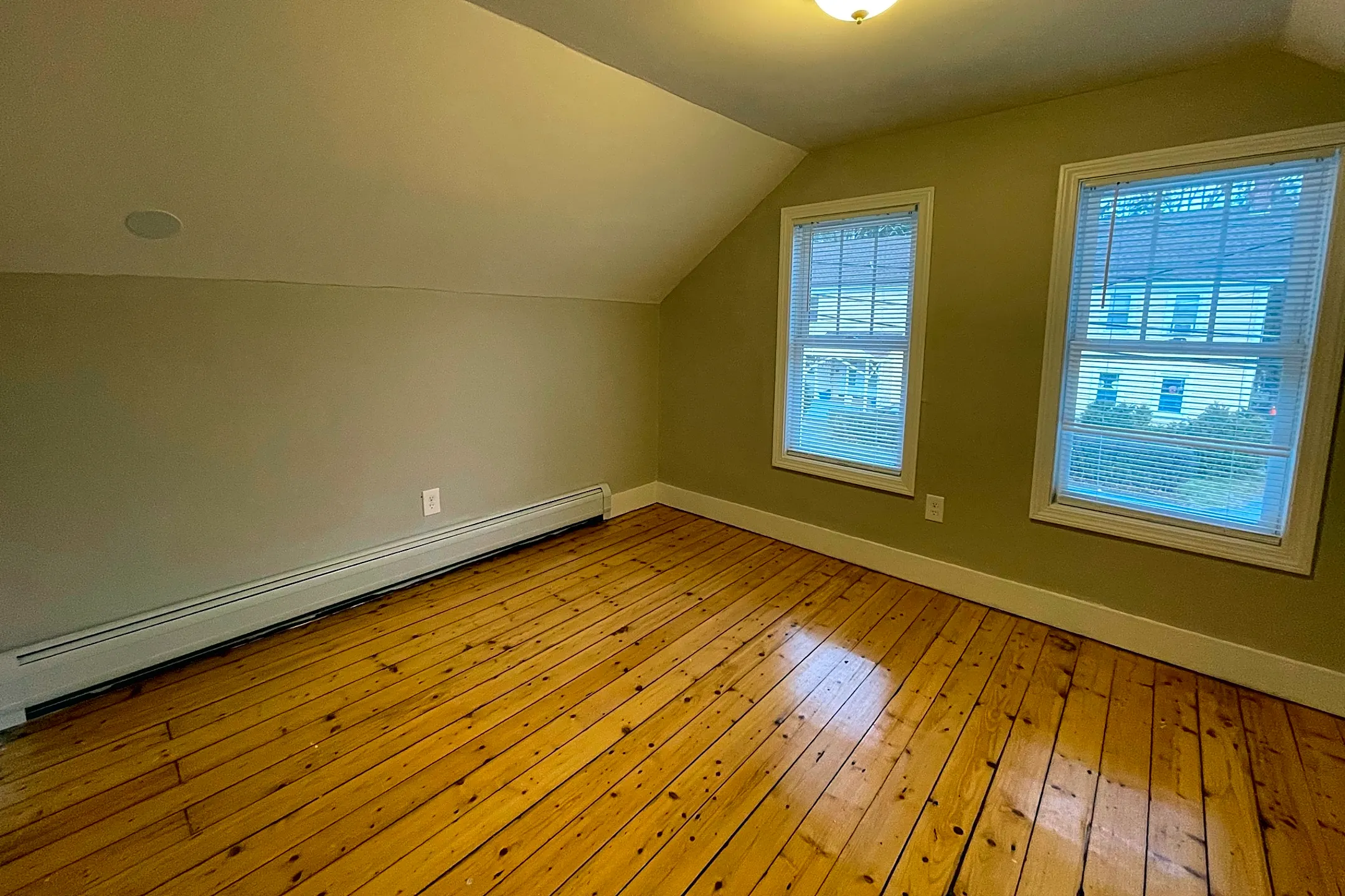Dining Room - 123 Williams St - Northampton, MA
