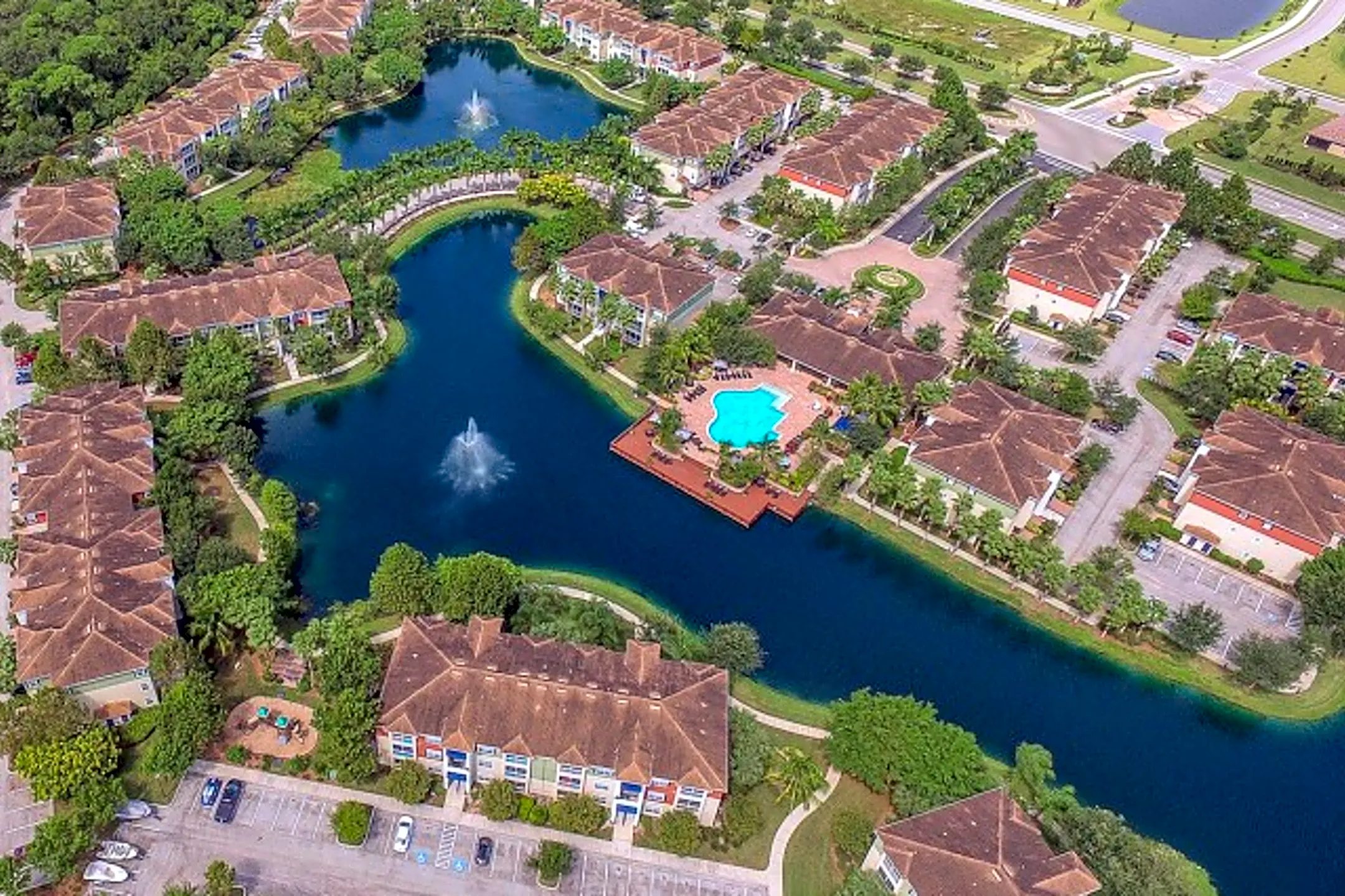 yacht club heritage harbor