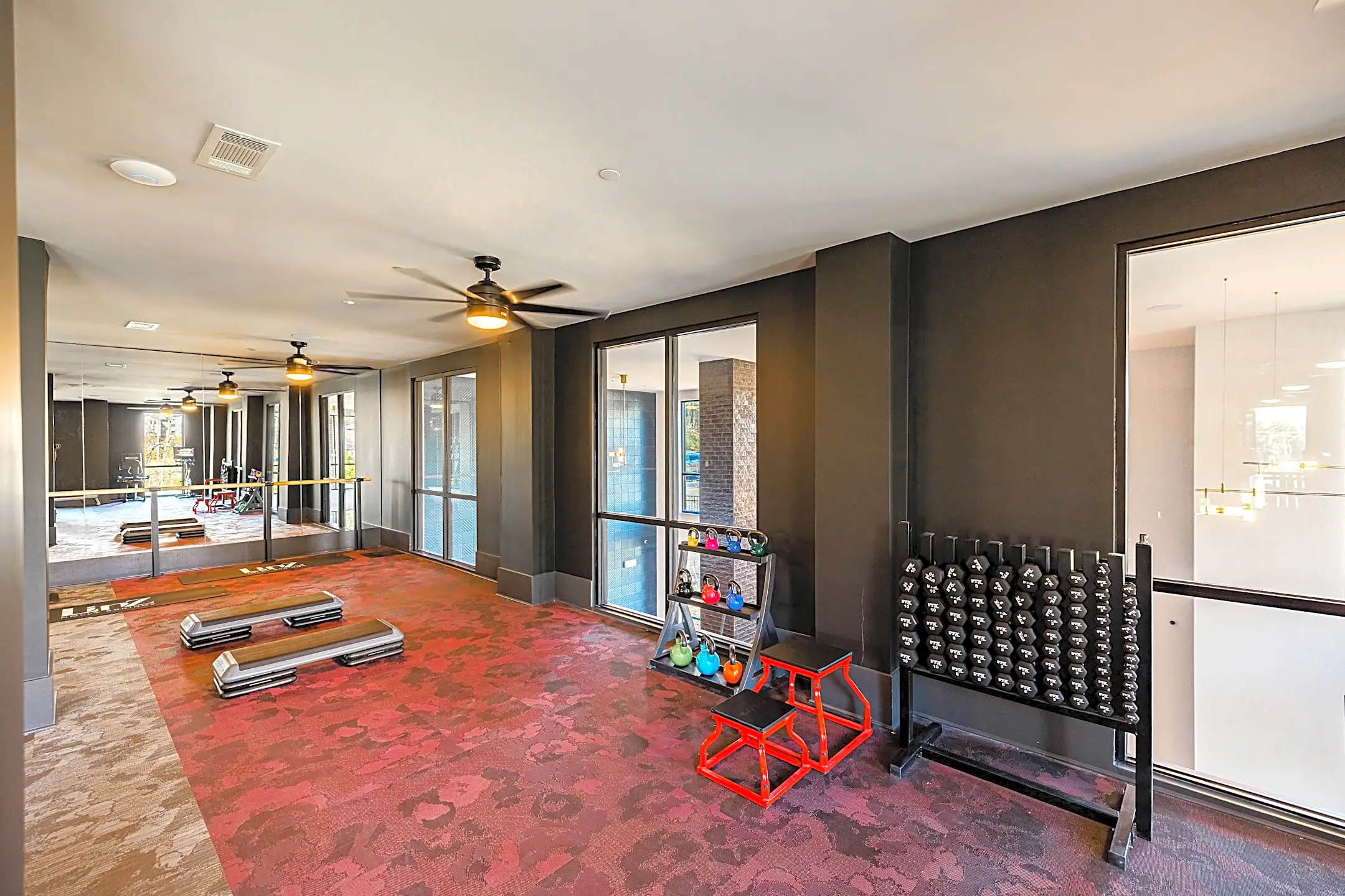 Linz Holly Springs 4501 Holly Springs Pkwy Holly Springs, GA