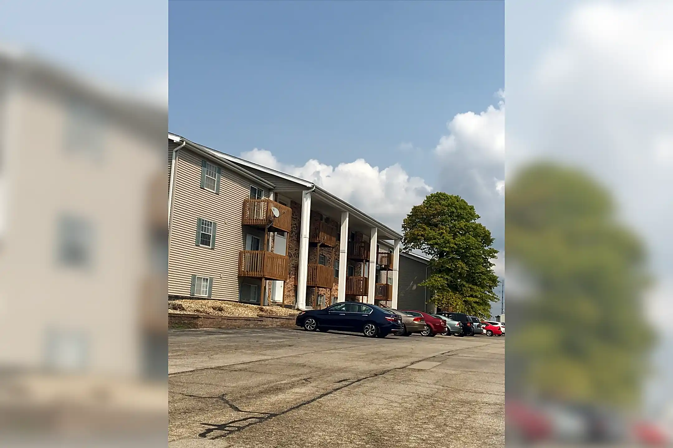 Pool - WESTPORTE APTS - Peoria, IL