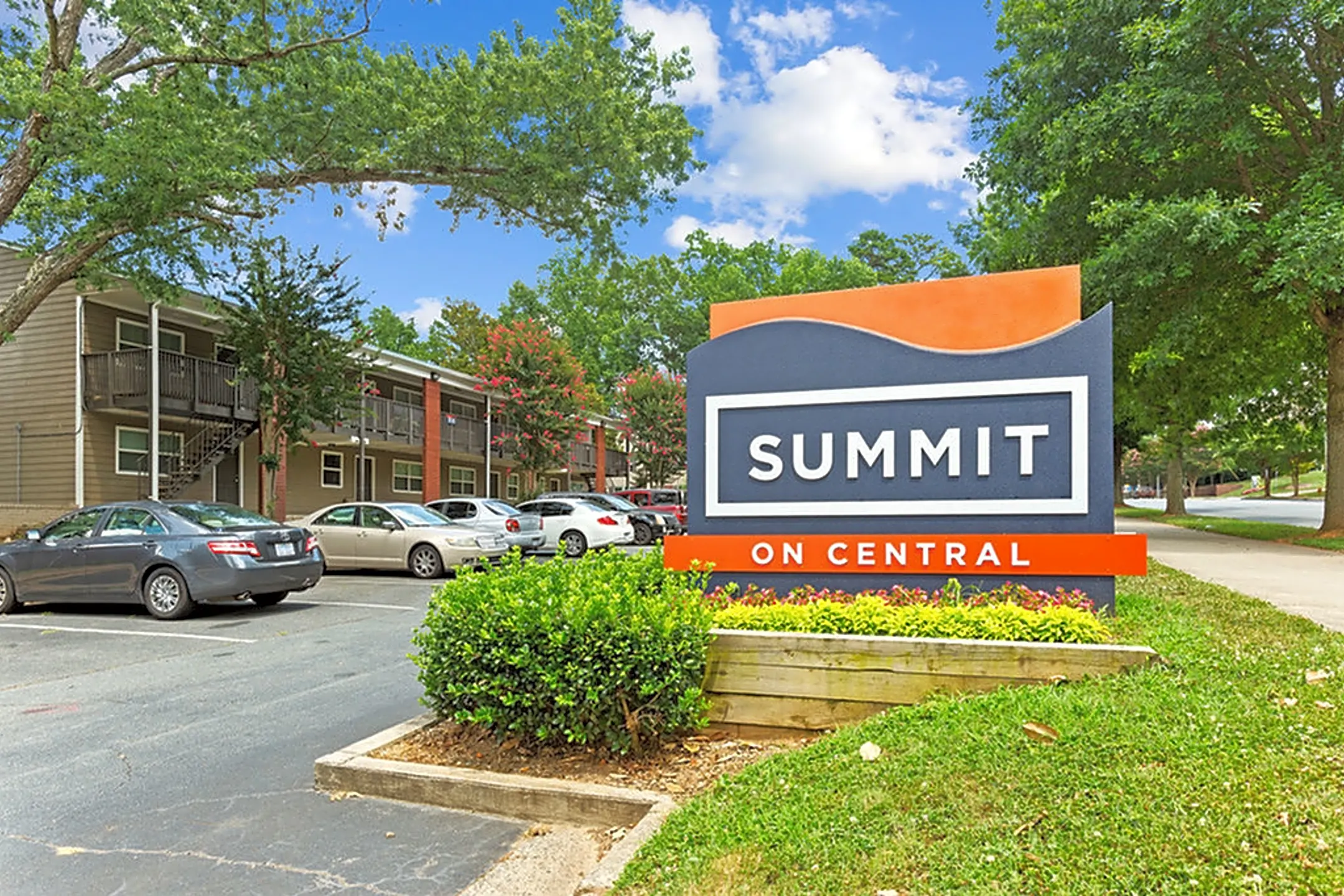 Community Signage - Summit on Central - Charlotte, NC