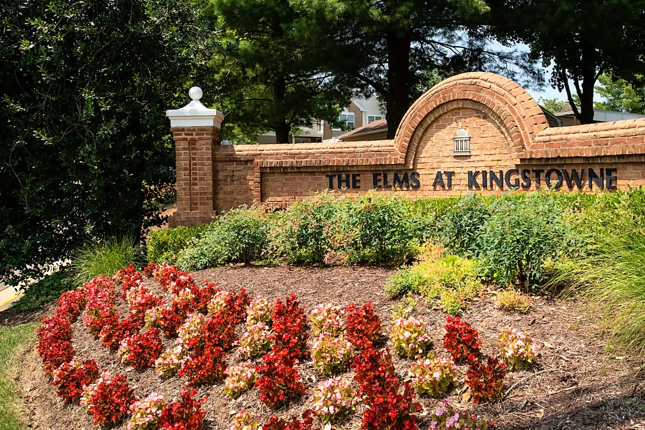 The Elms at Kingstowne 6008 Rock Cliff Ln Alexandria, VA Apartments