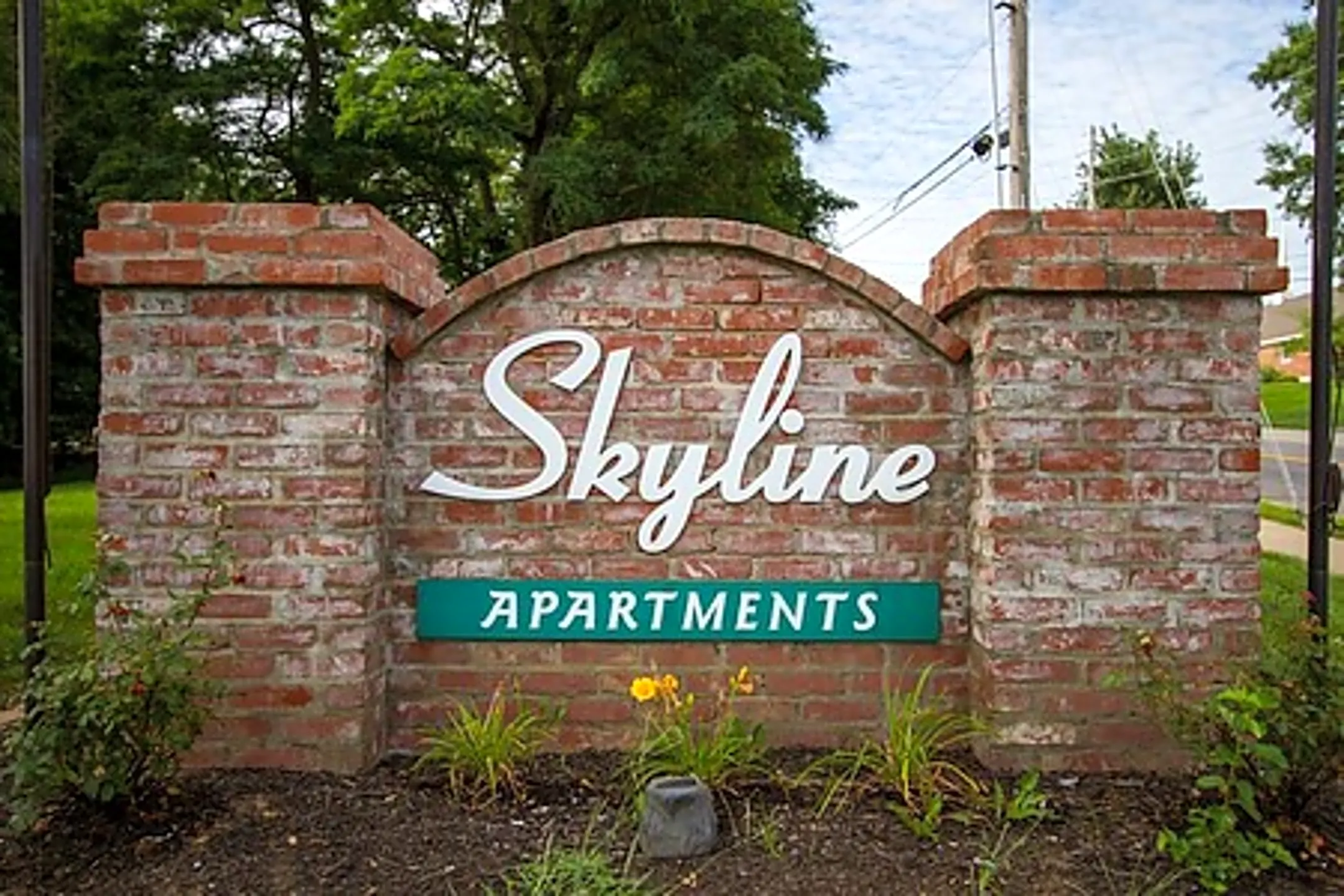 Skyline Apartments Kansas City