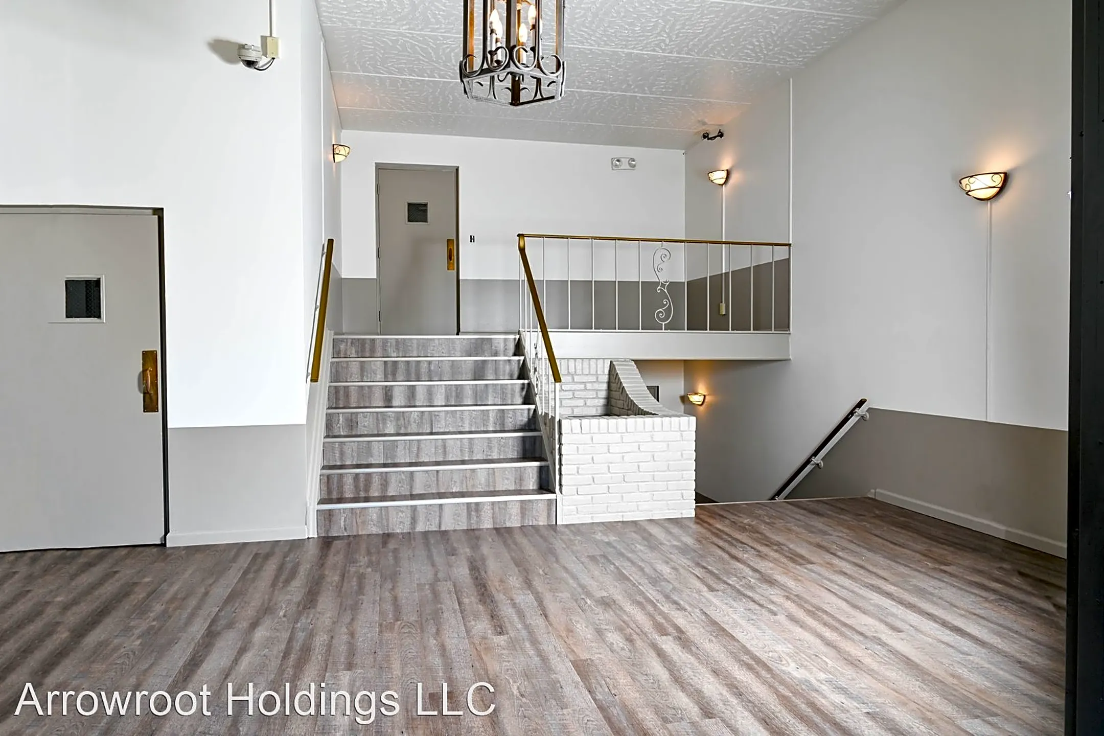 Living Room - The Woods of Liberty - Youngstown, OH