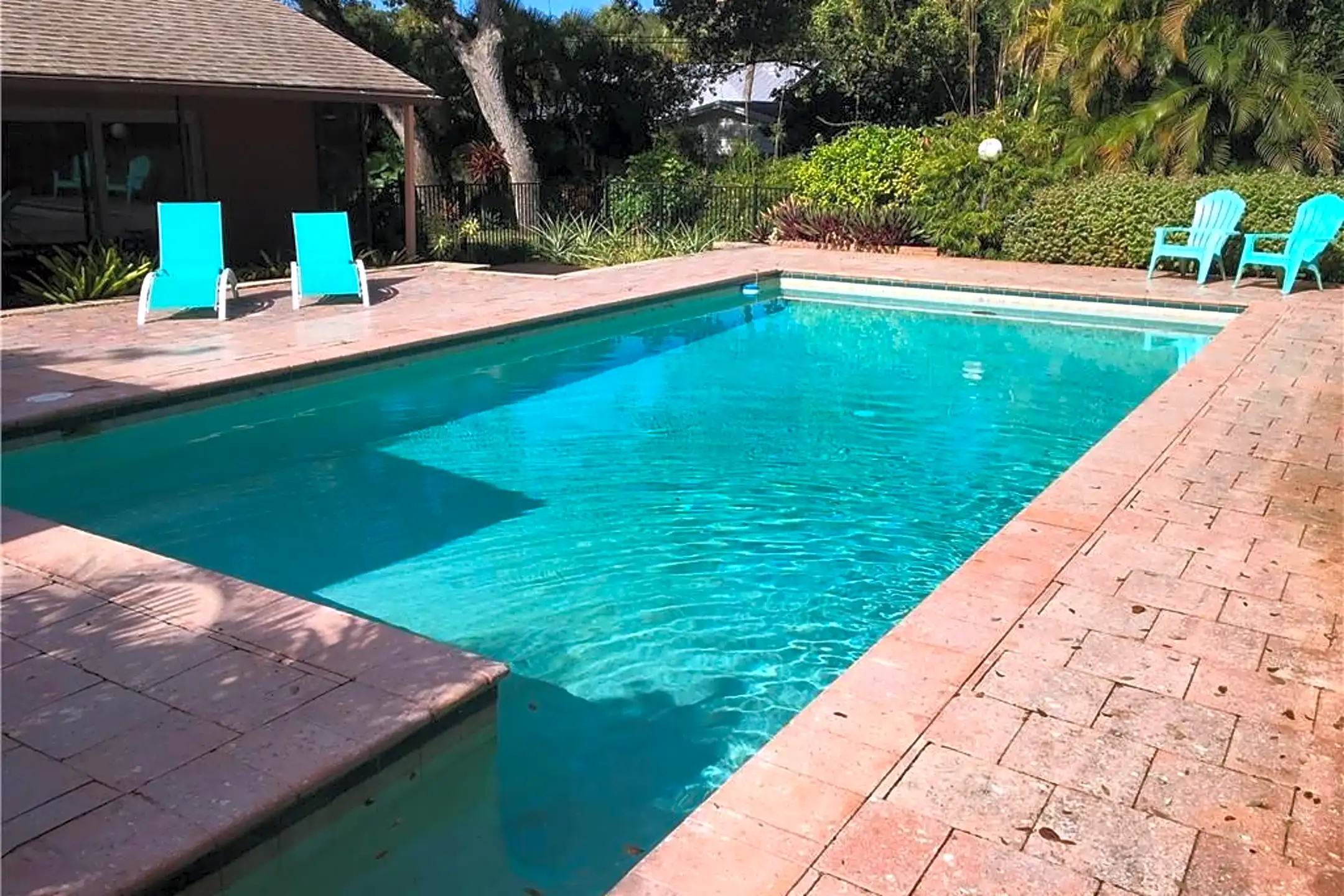 Pool - 907 Coquina Ln - Vero Beach, FL