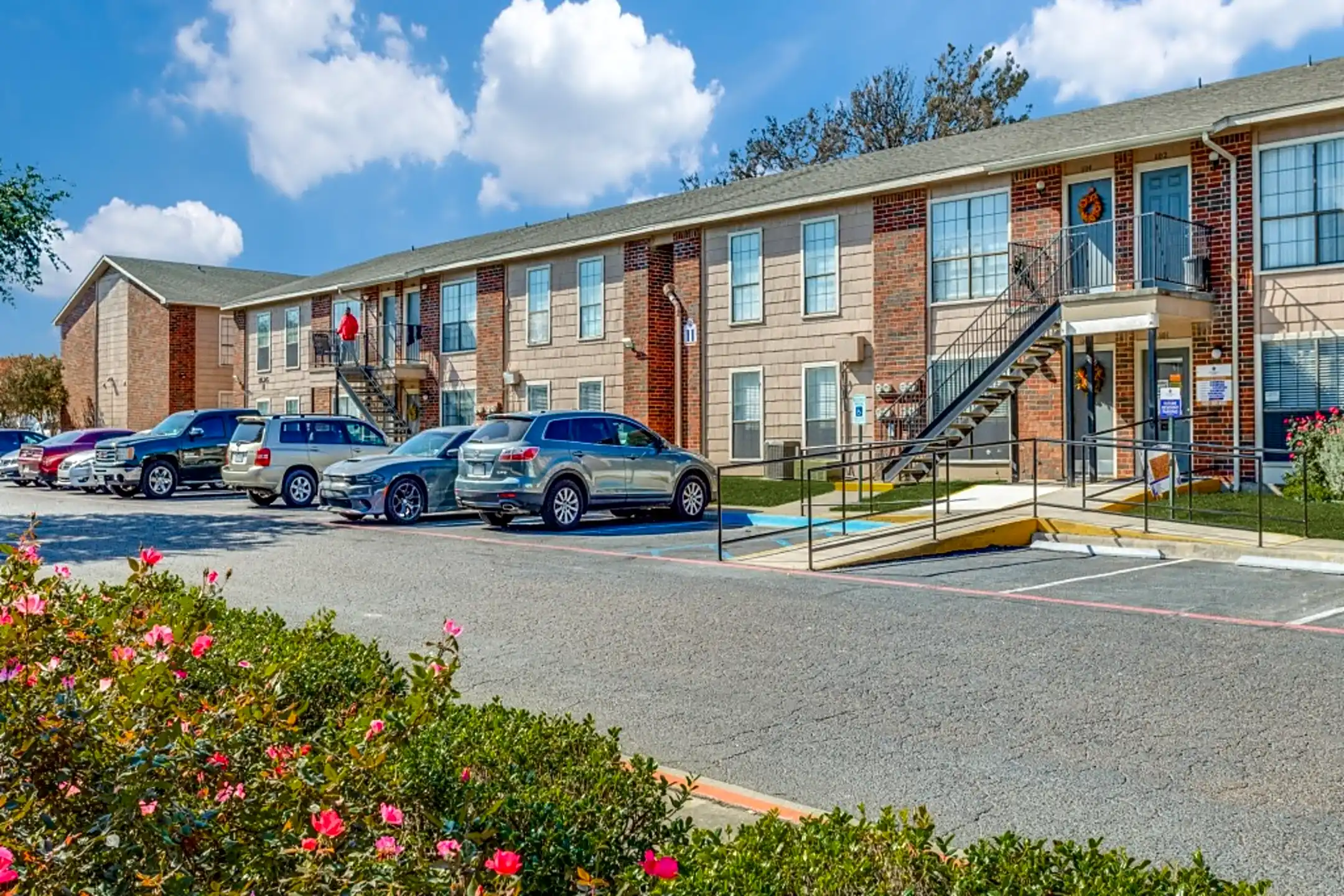 Willows Apartments 1100 Willow Springs Rd Killeen, TX Apartments