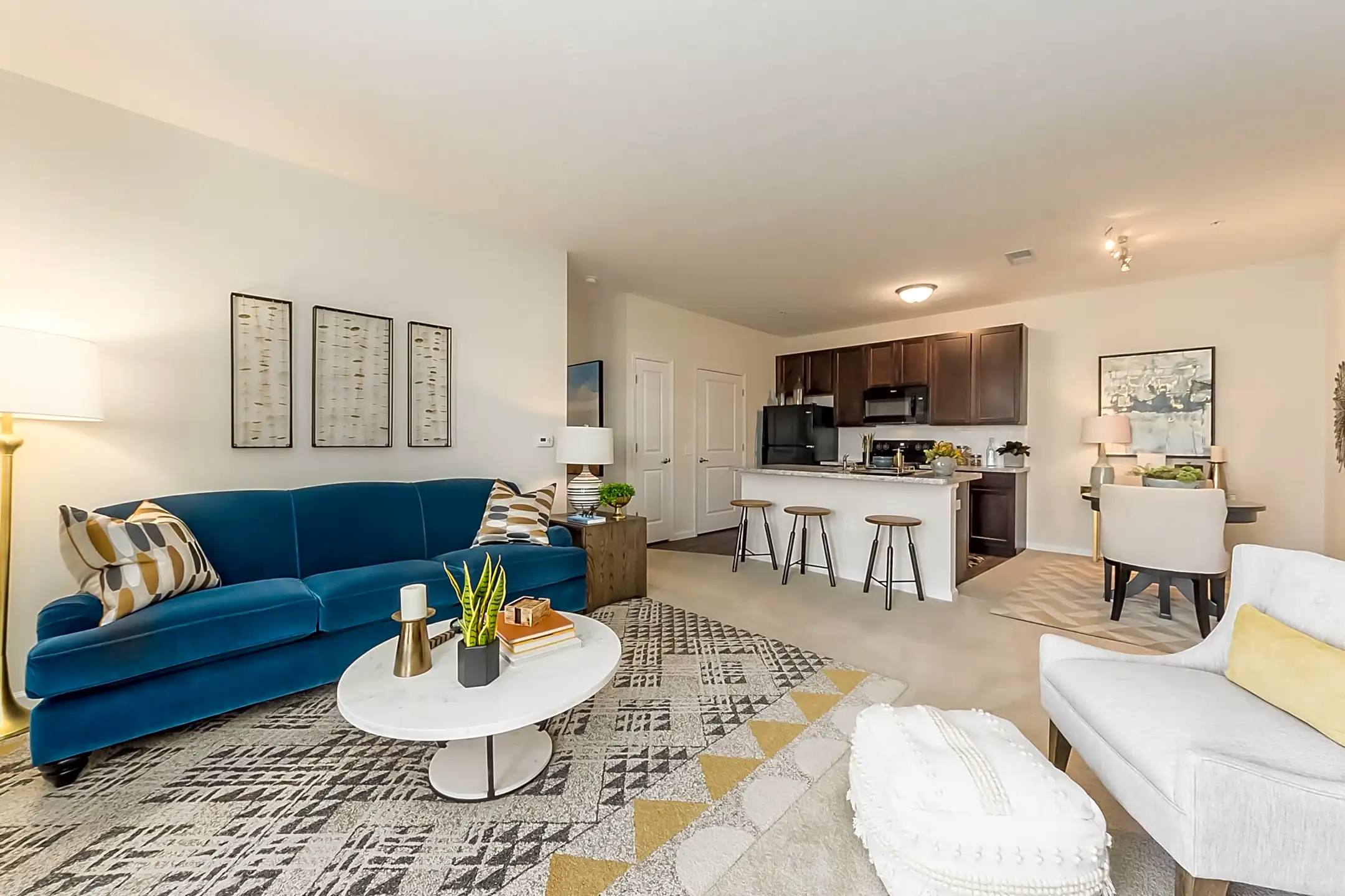 Living Room - Overland Park - Pickerington, OH