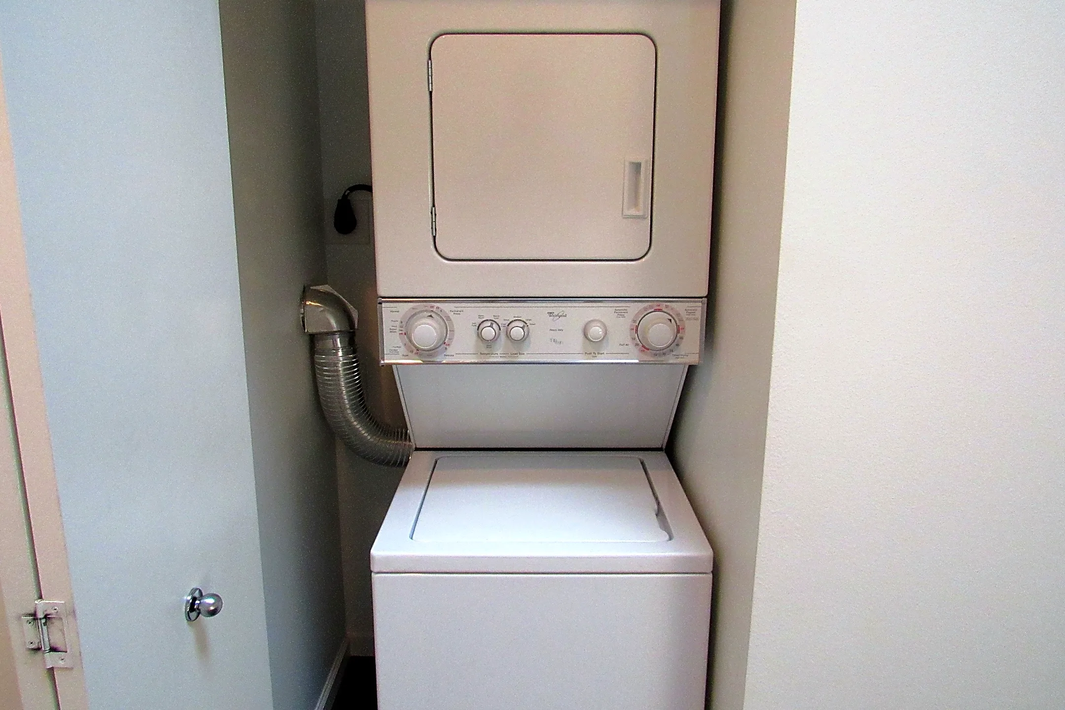 Bolts & Nuts Lofts 1318 Jones St Omaha, NE Apartments for Rent Rent.