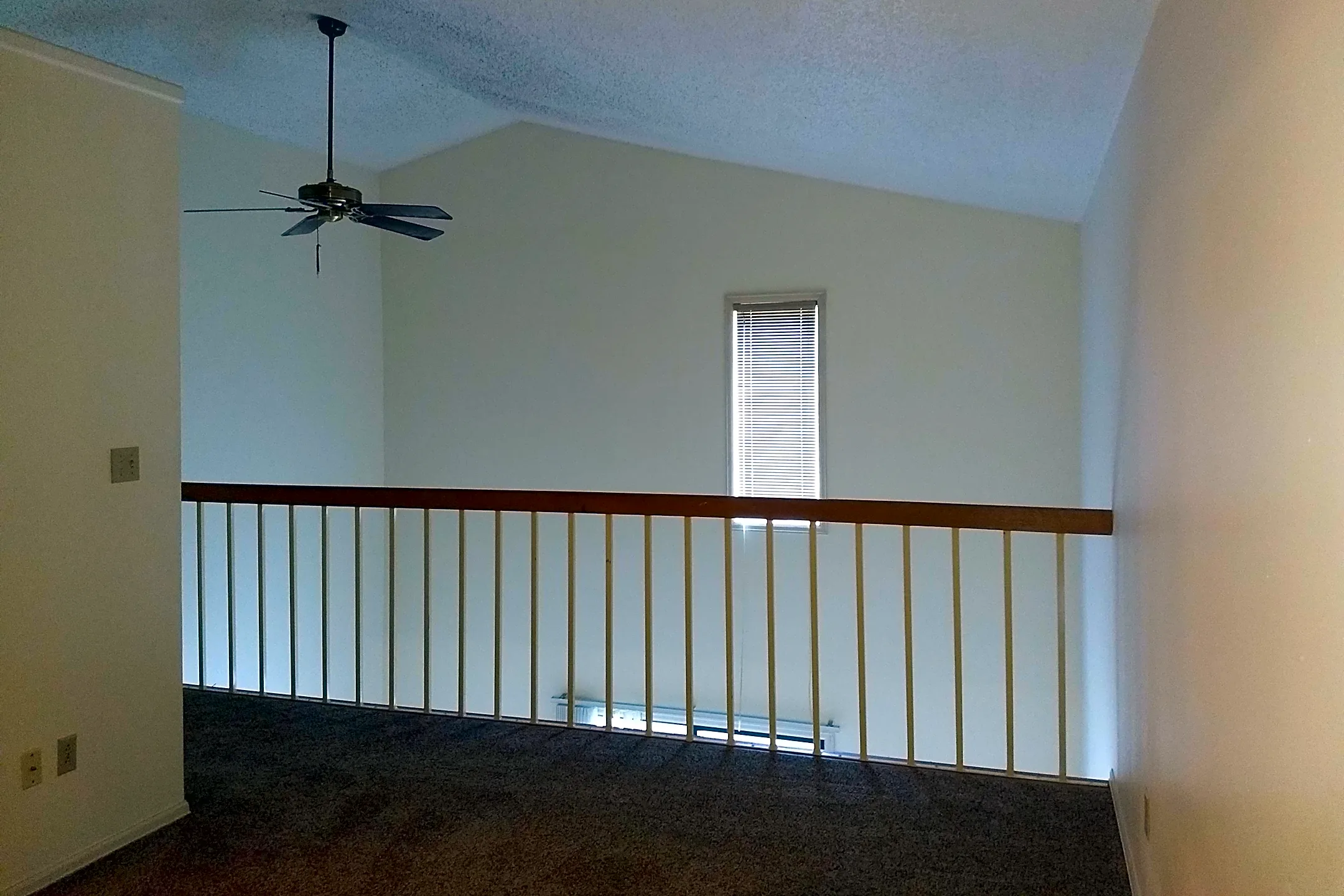 950 Dutchman Dr Apartments Chippewa Falls, WI 54729