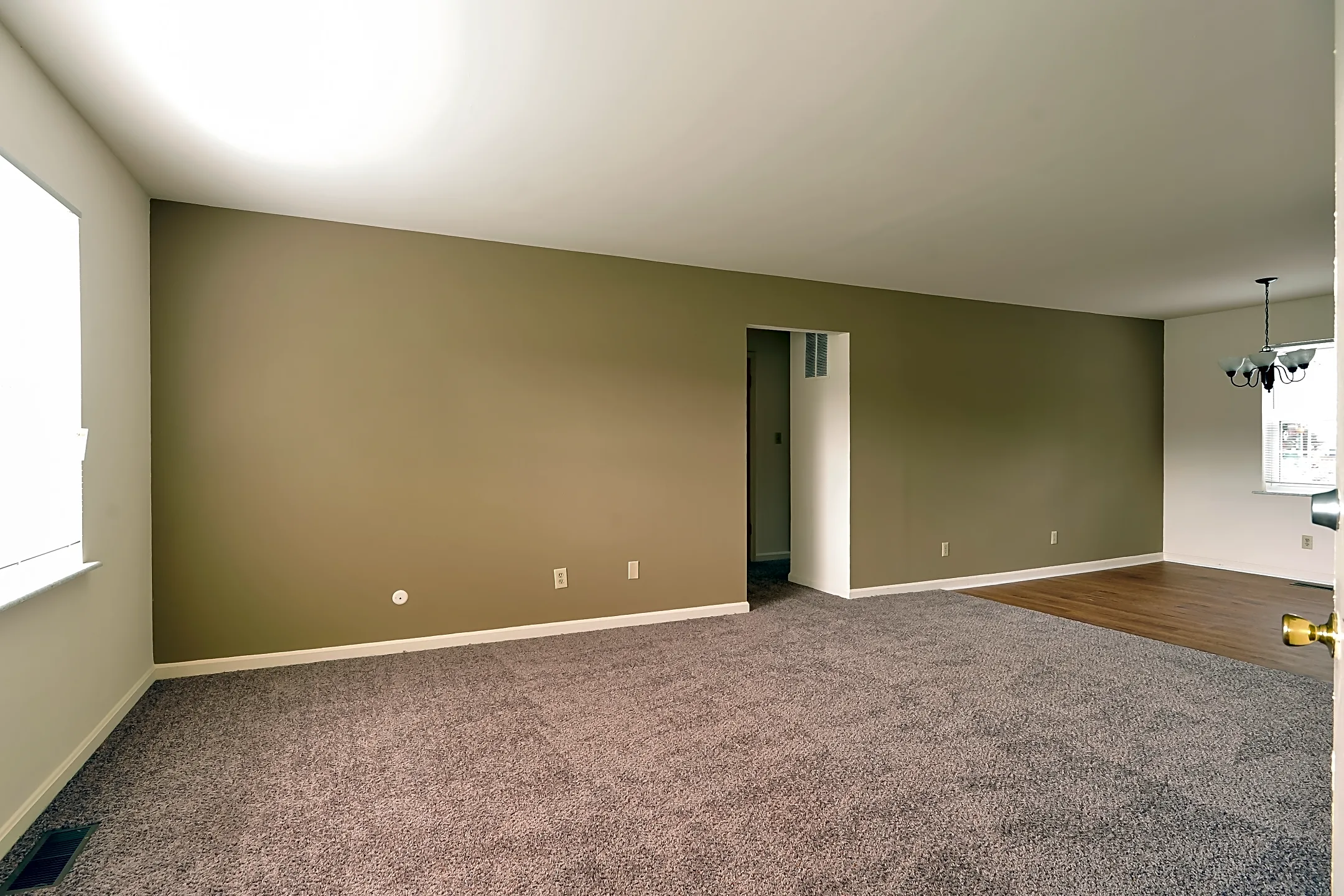 Bedroom - Apartment Village - Evansville, IN
