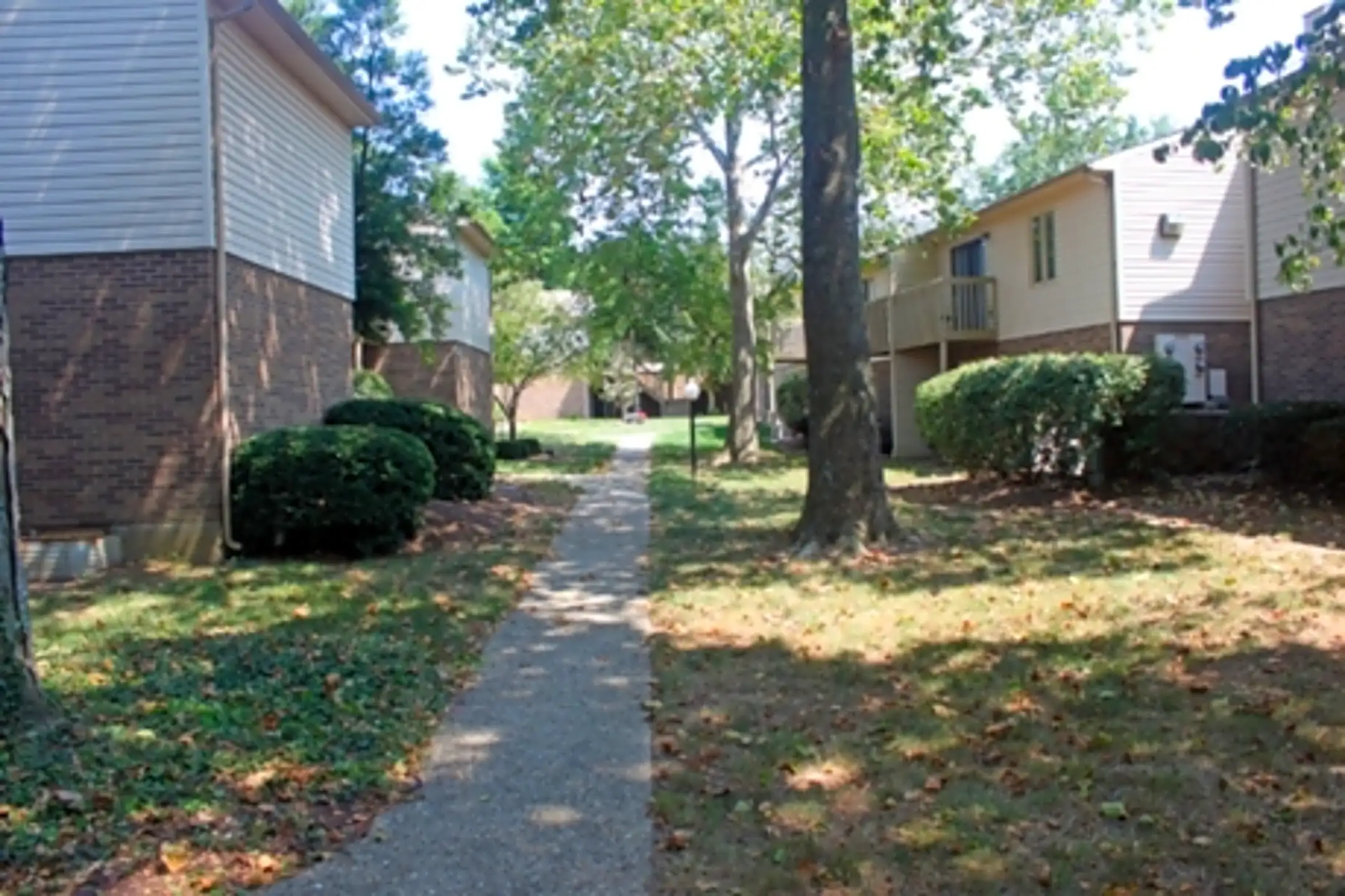 Harrods Point Apartments 2160 Fort Harrods Dr Lexington, KY