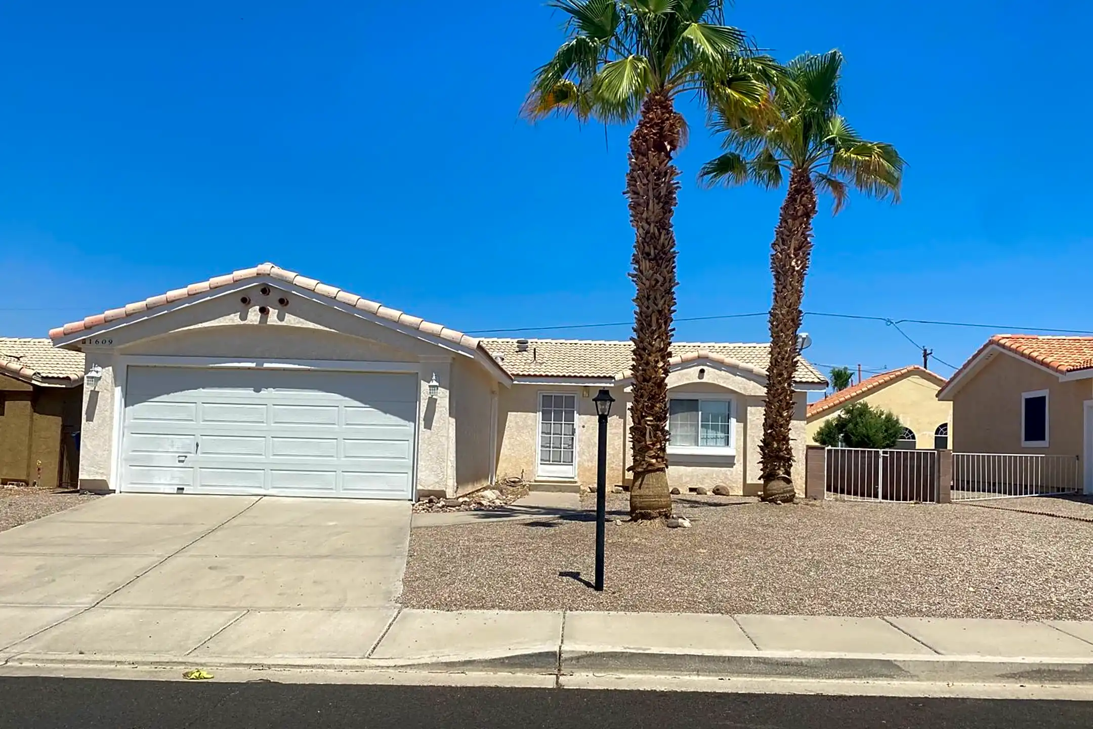1609 De Angelis Ave Bullhead City, AZ Houses for Rent Rent.