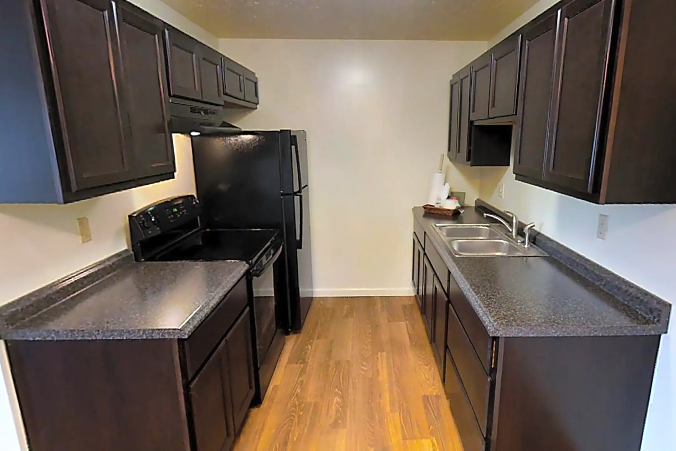 Fairway Apartments 305313 Riley Dr Bloomington, IL Apartments for Rent Rent.