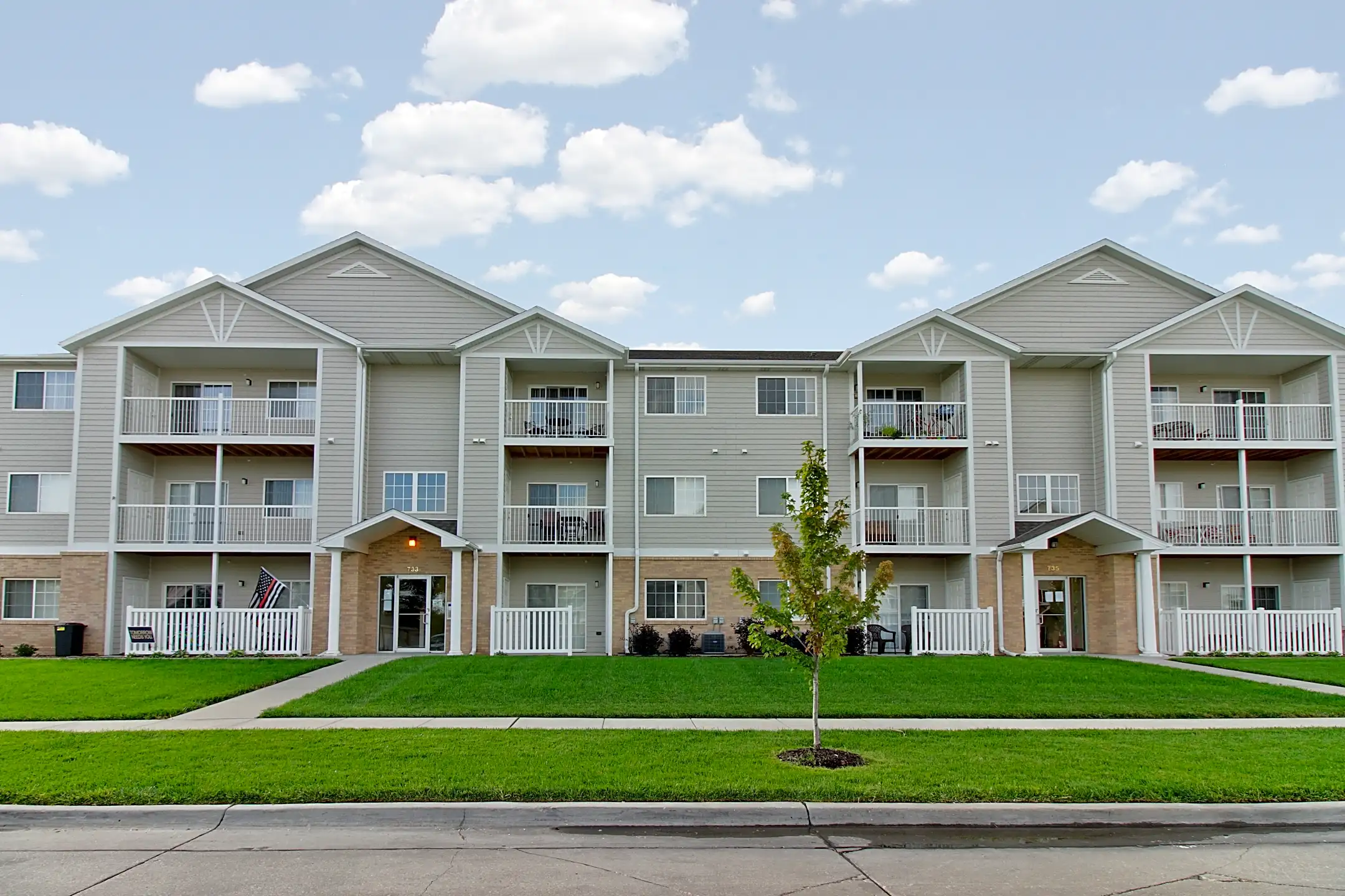 HIP Properties Lincoln, NE 68522