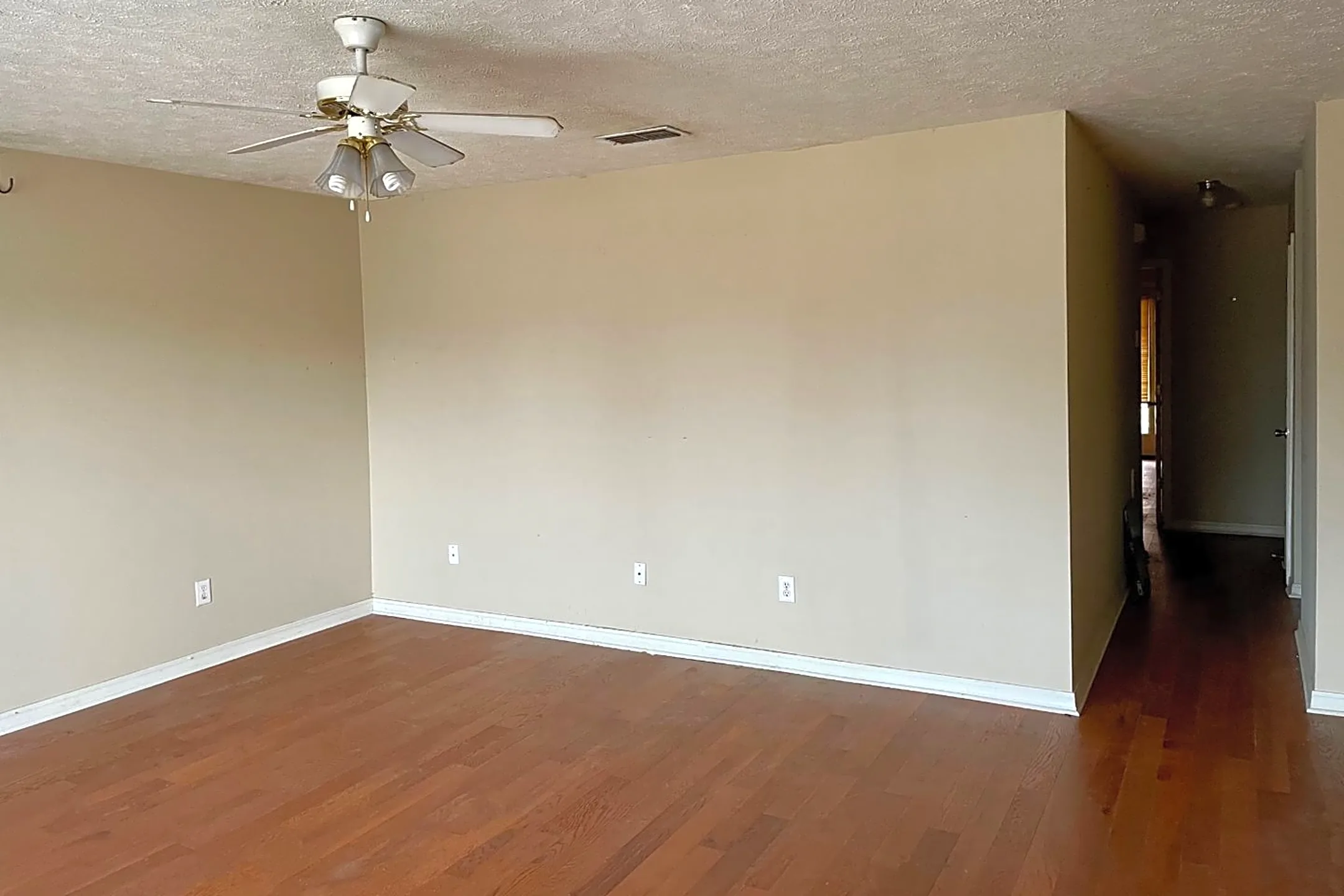 830 N Jackson St 830 N Jackson St unit 1 Starkville, MS Houses for