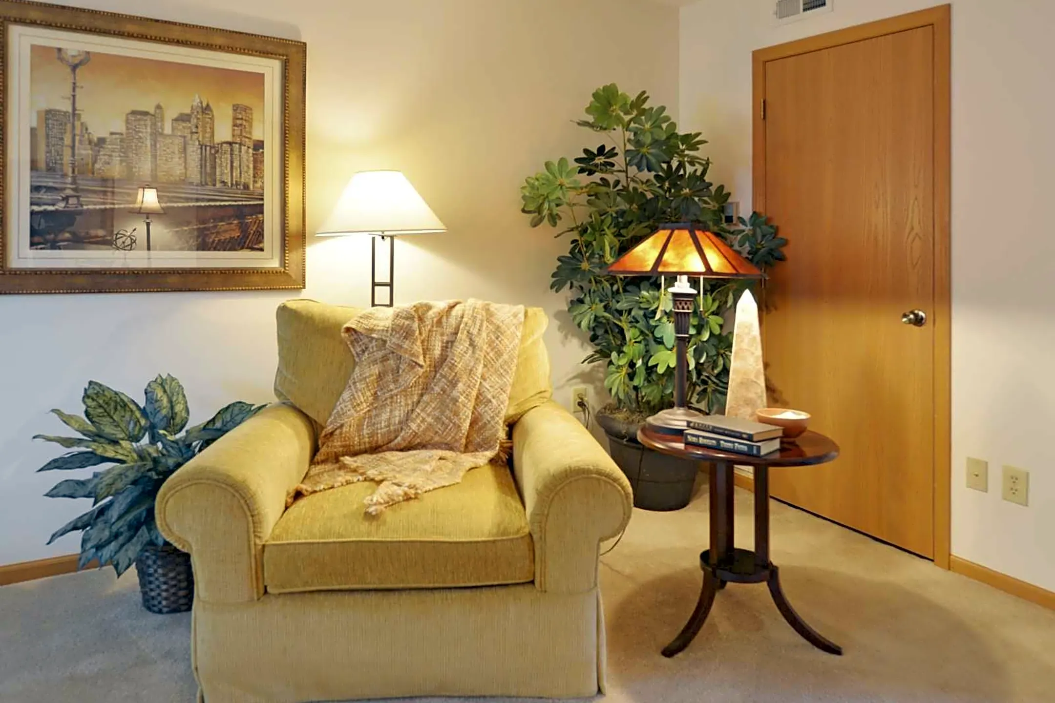 Sawmill Ravine Apartments Columbus Ohio