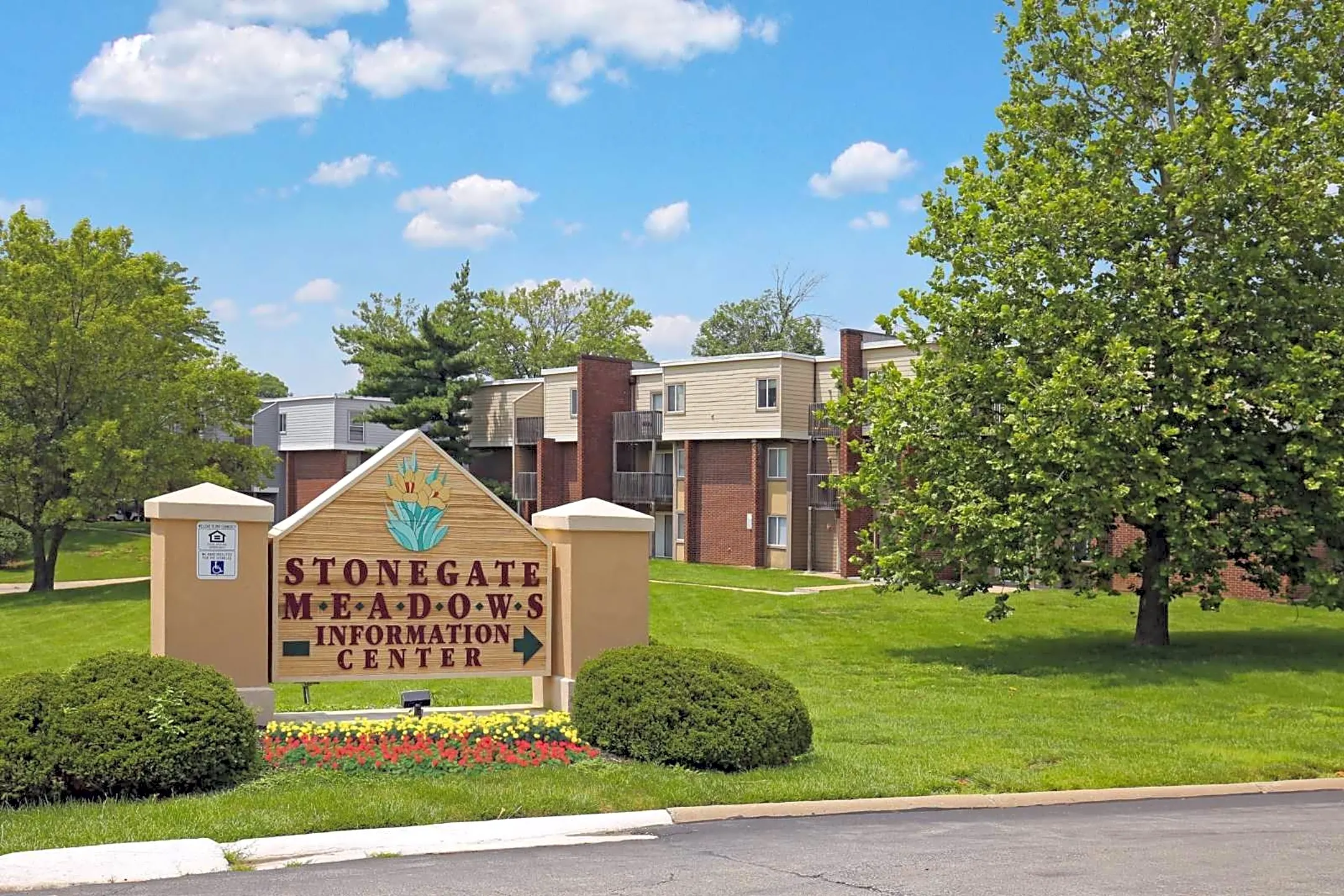 Stonegate Meadows Apartments In Kansas City Missouri