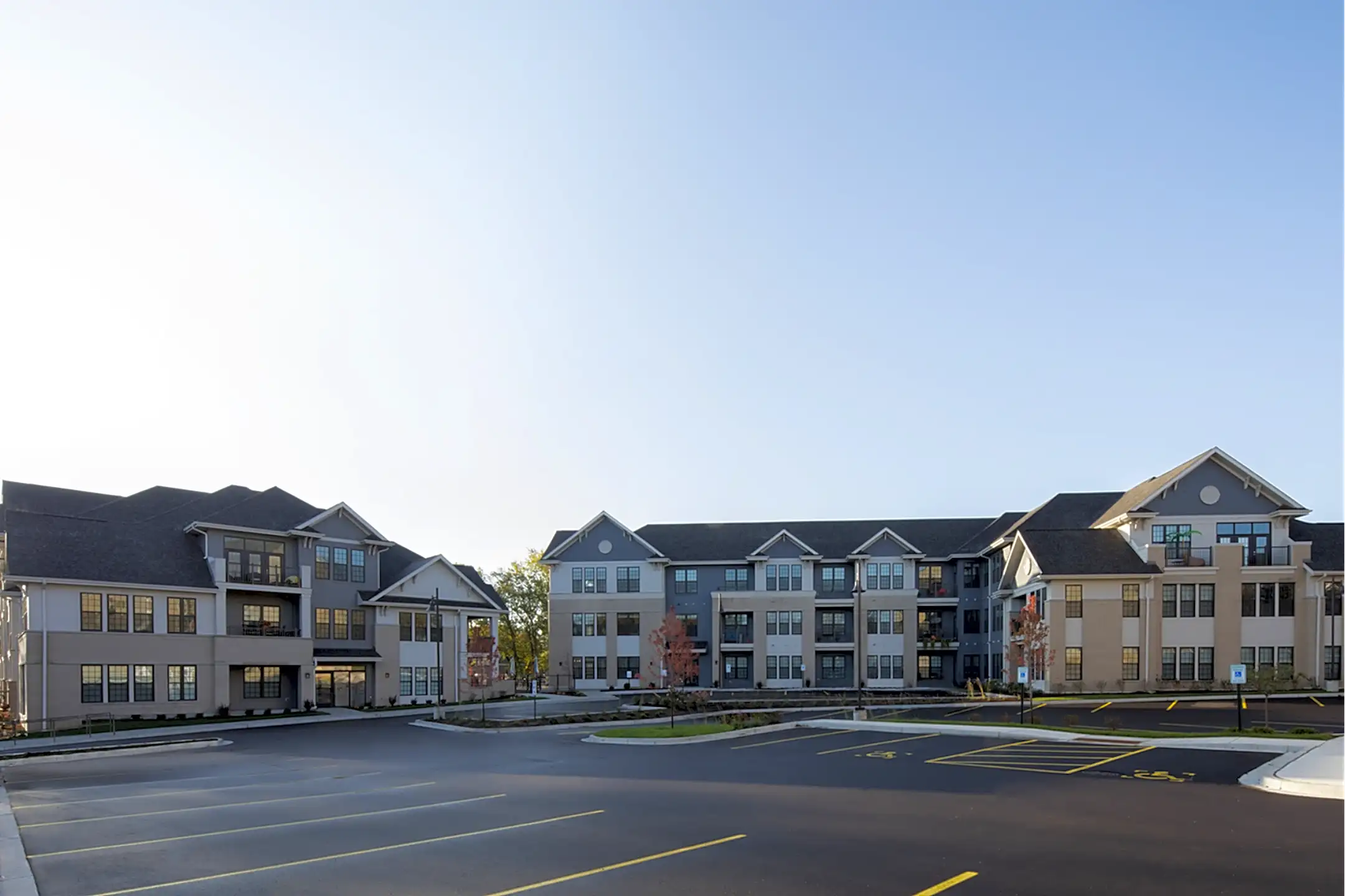 Arrabelle Apartments Cedarburg, WI 53012