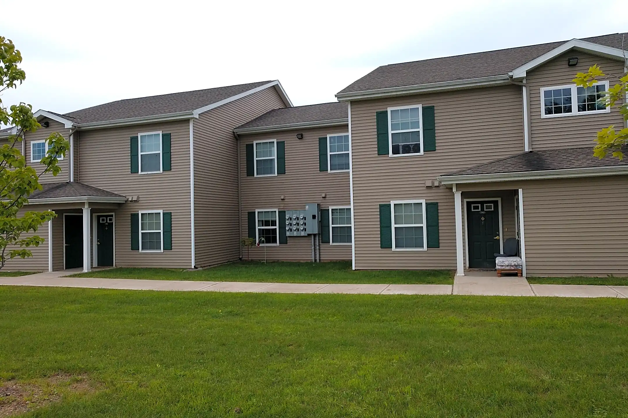 Riverknoll at Radisson Apartments Baldwinsville, NY 13027