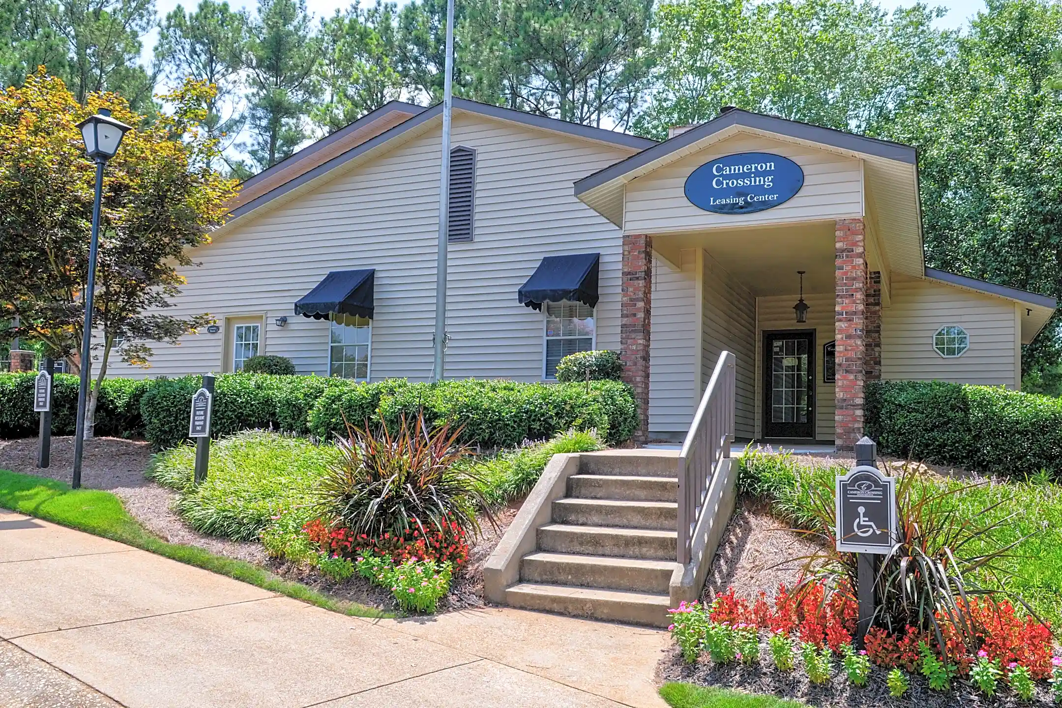 Cameron Crossing Apartments Lagrange, GA 30240