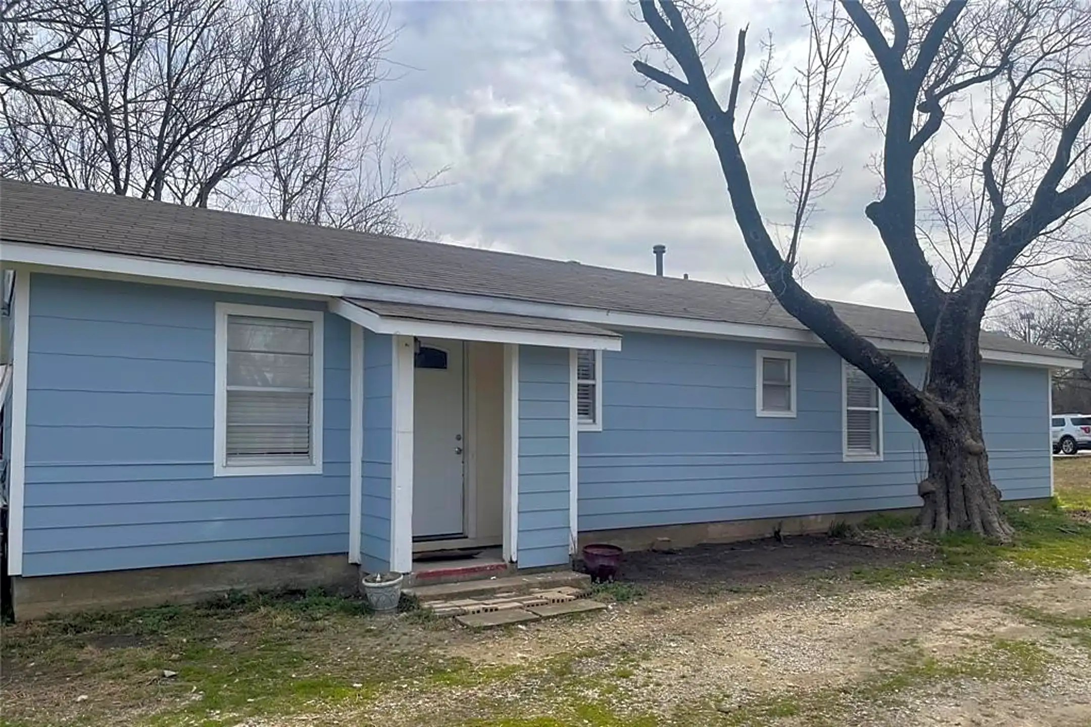 304 Front St Pottsboro, TX Houses for Rent Rent.