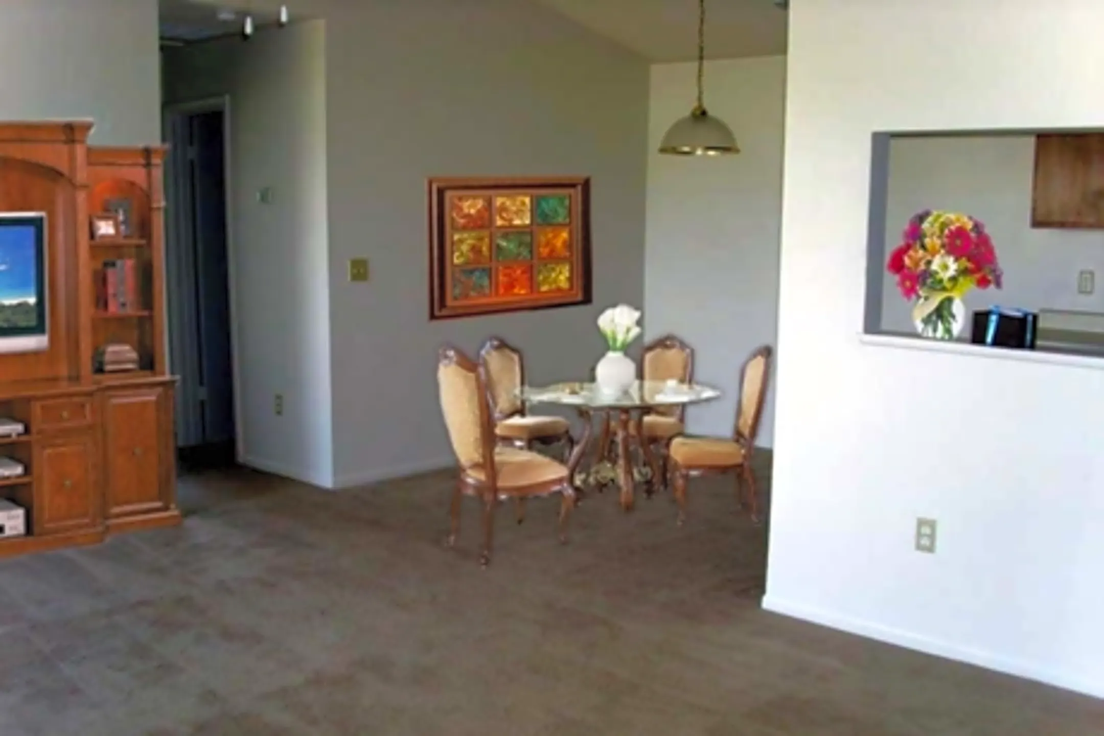 Ten19 Friendship Lane Fredericksburg, TX 78624