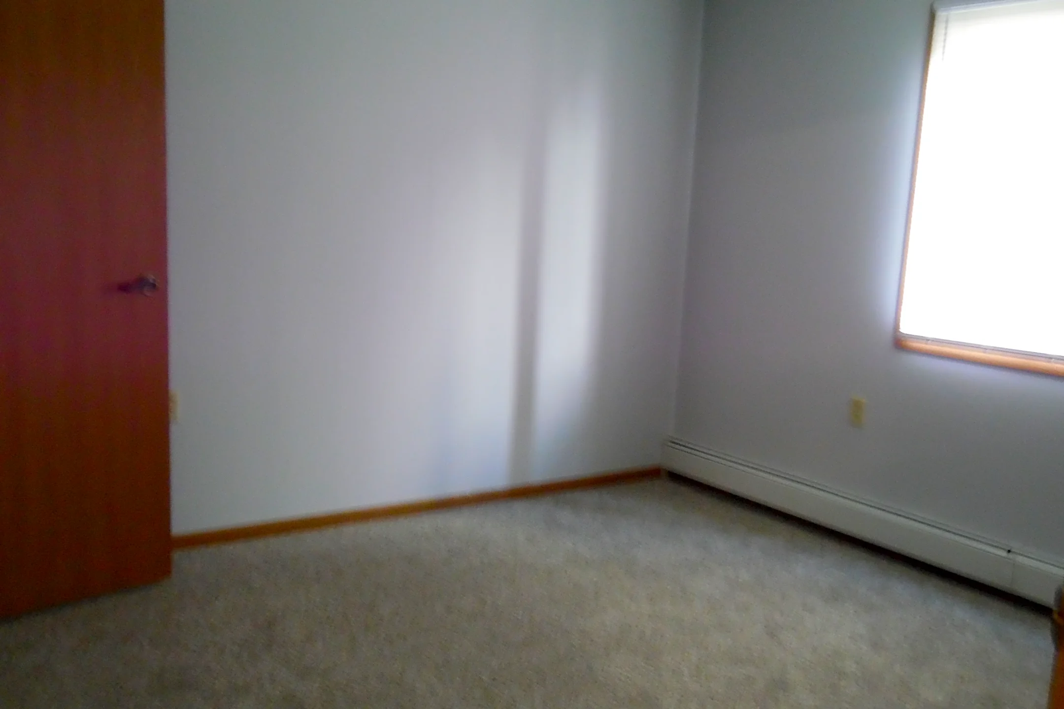 Sandy Creek Apartments 320 N Western Ave Sioux Falls, SD Apartments