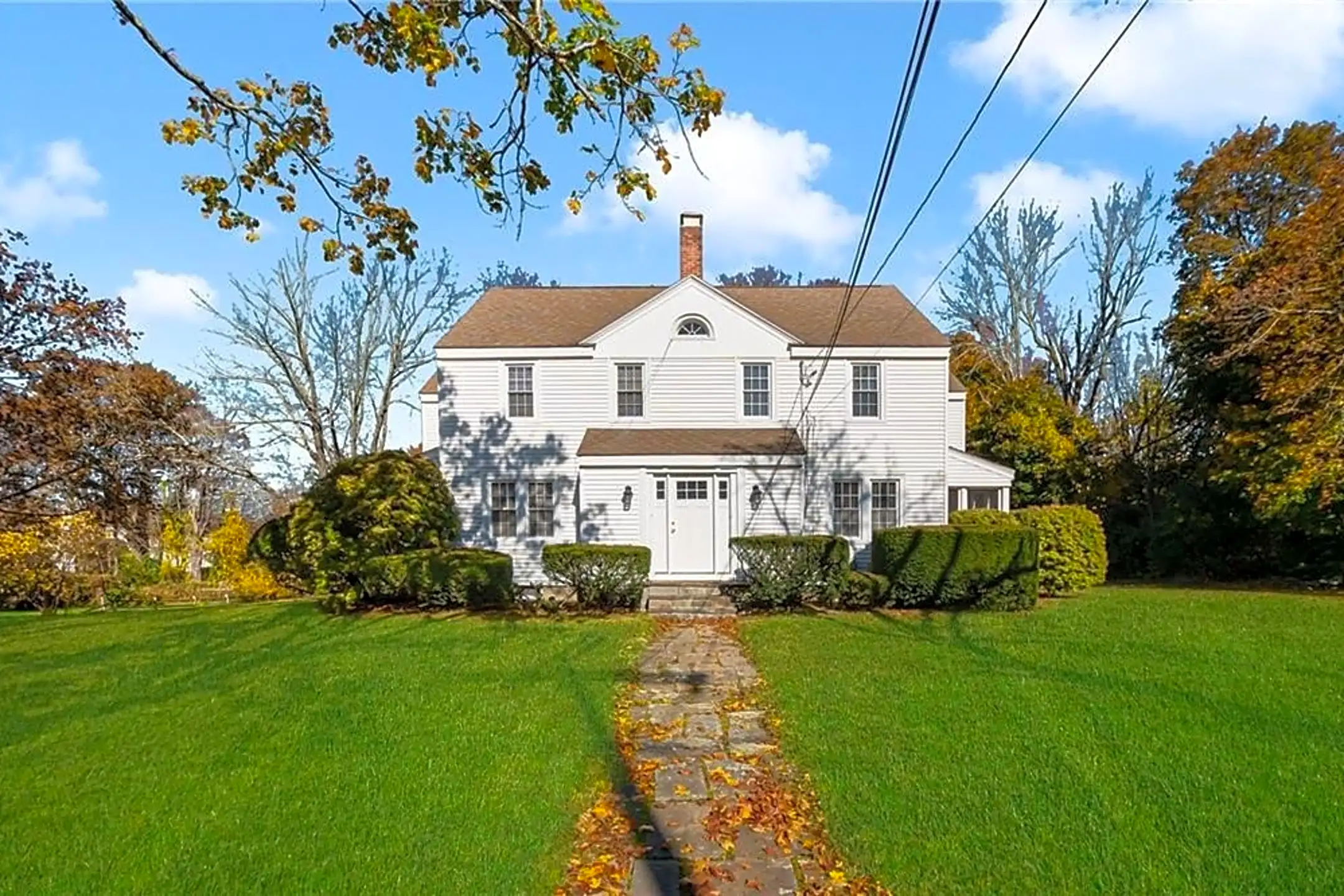 113 Danielson Pike Apartments Scituate, RI 02857