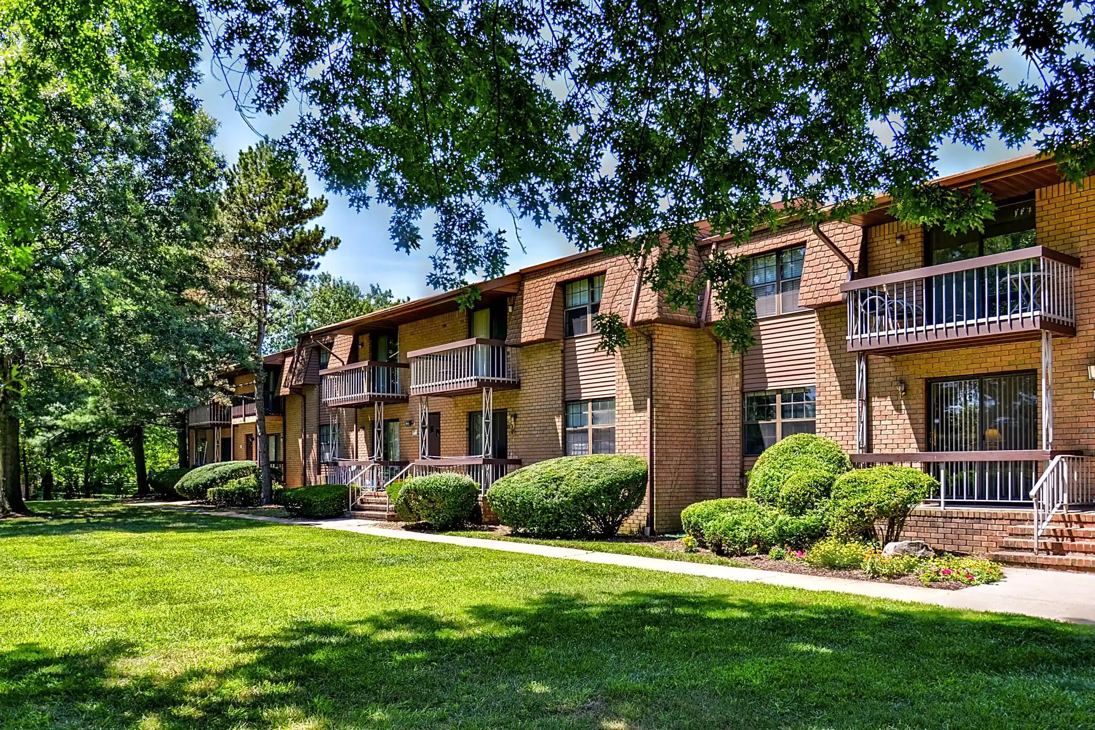 Somerset Mews Apartments Somerset, NJ 08873