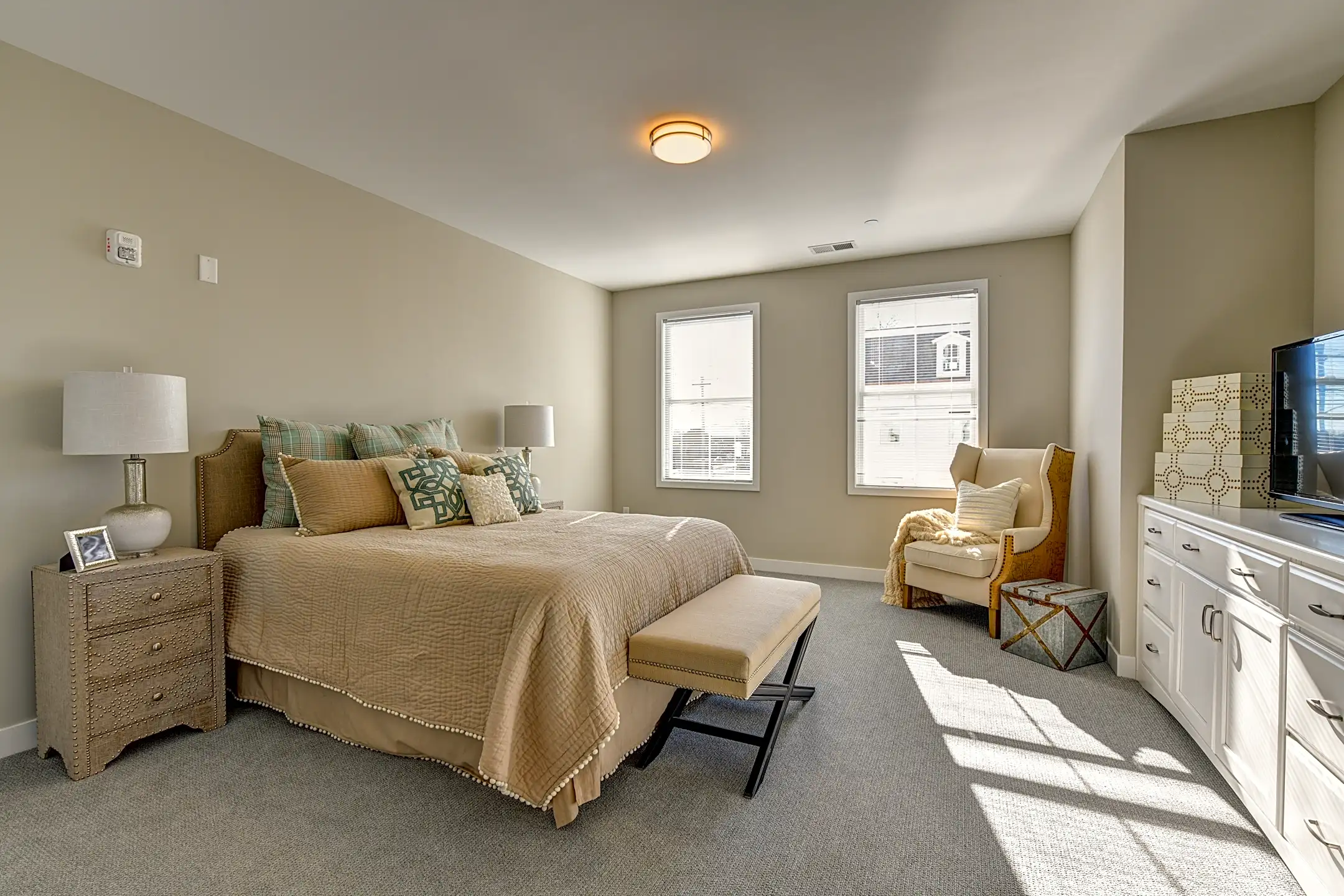 Fortune Square at Red Bank Apartments Red Bank, NJ 07701