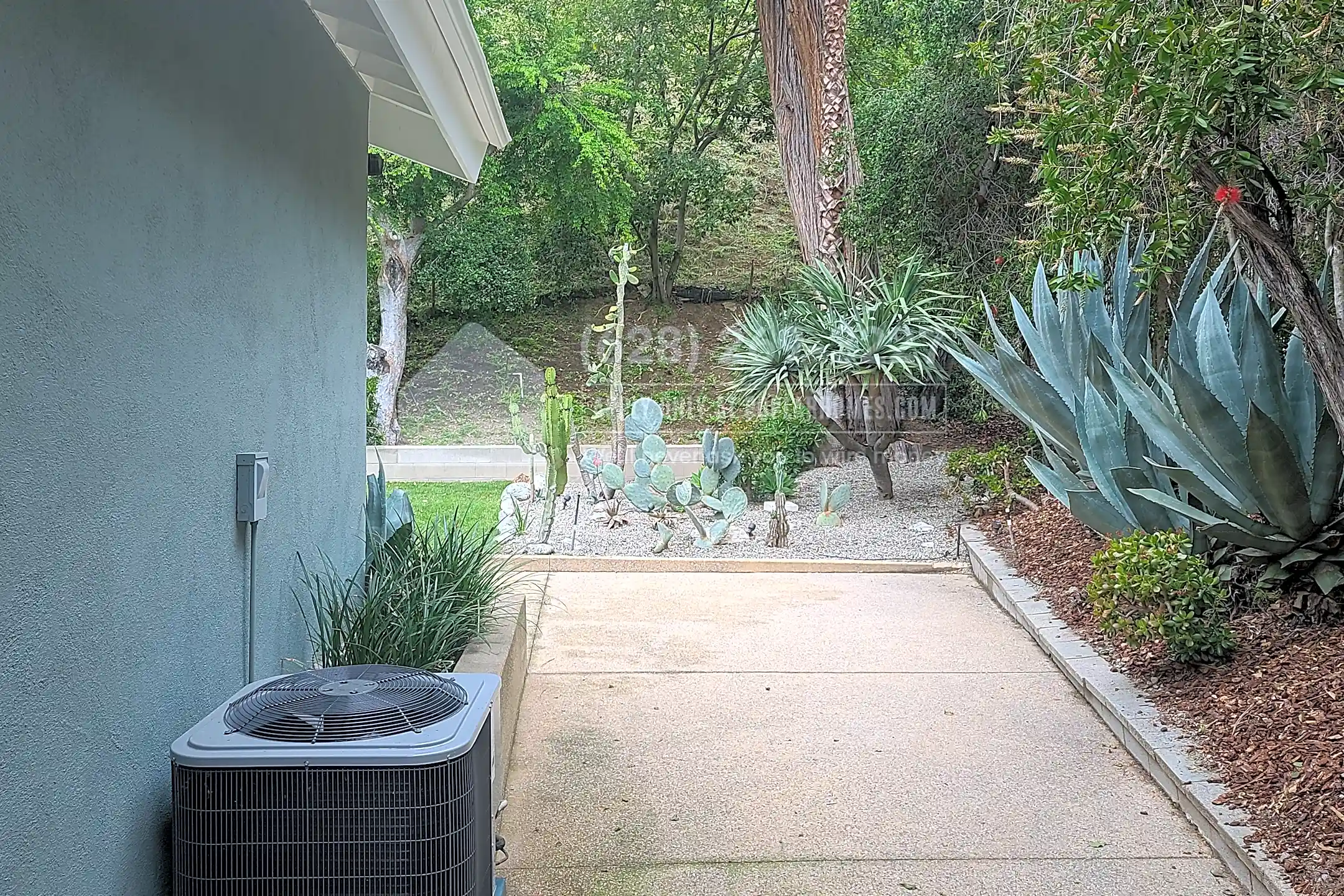 3125 North Beachwood Drive Houses Los Angeles, CA 90068