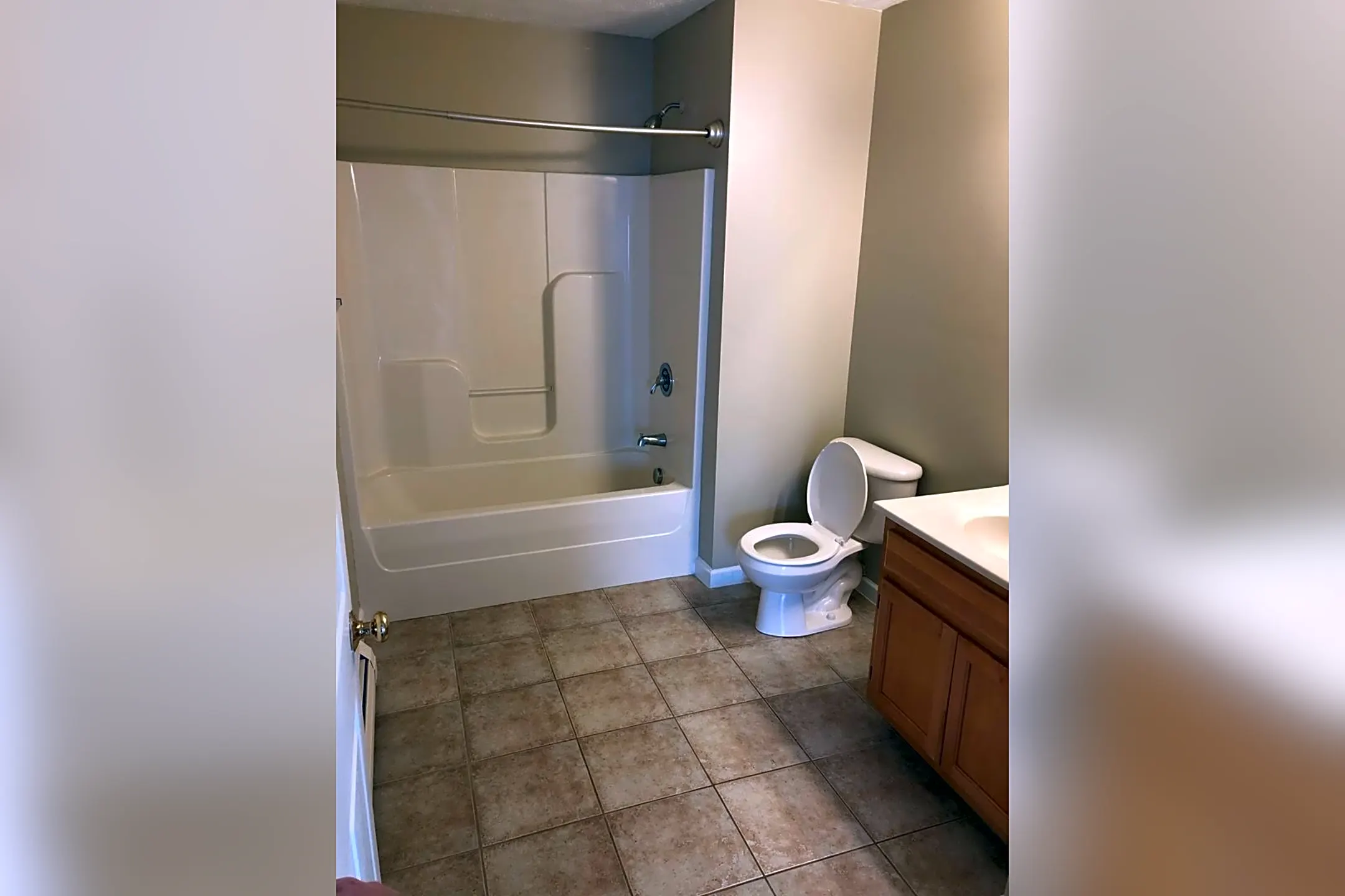 Lakepointe Apartments 9445 Chalkstone Course Brewerton, NY Apartments for Rent Rent.