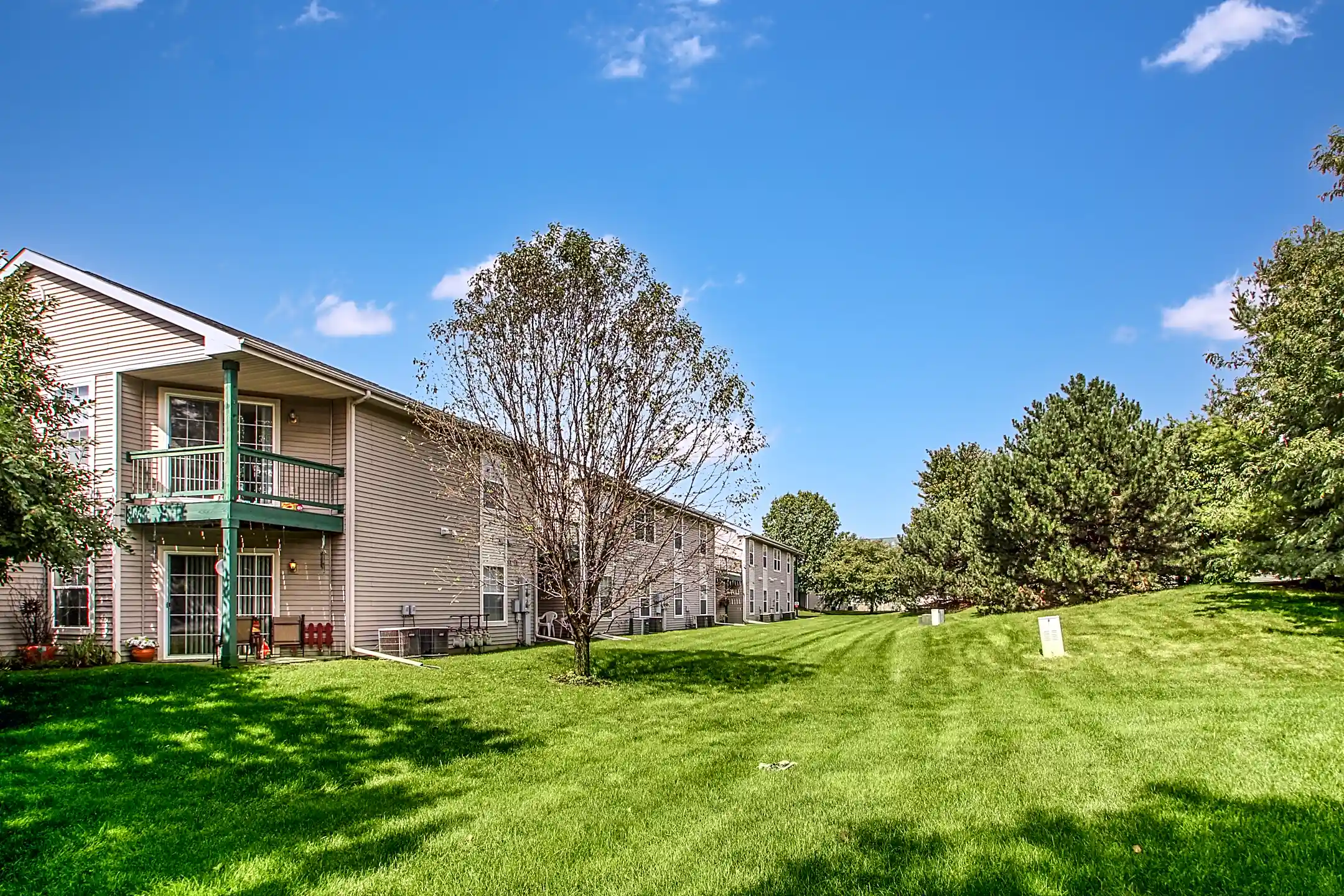 Pembrook Place 2775 Stowmarket Ave Rockford, IL Apartments for Rent