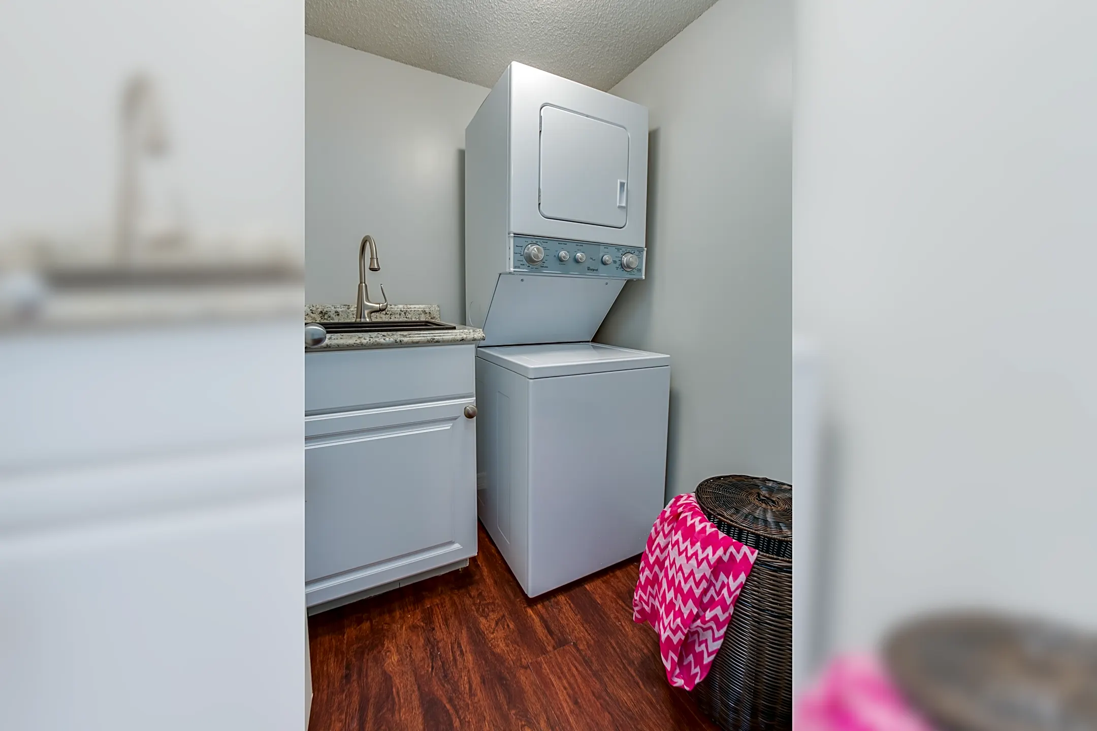 Canyon Square Townhomes Jacksonville, FL 32217