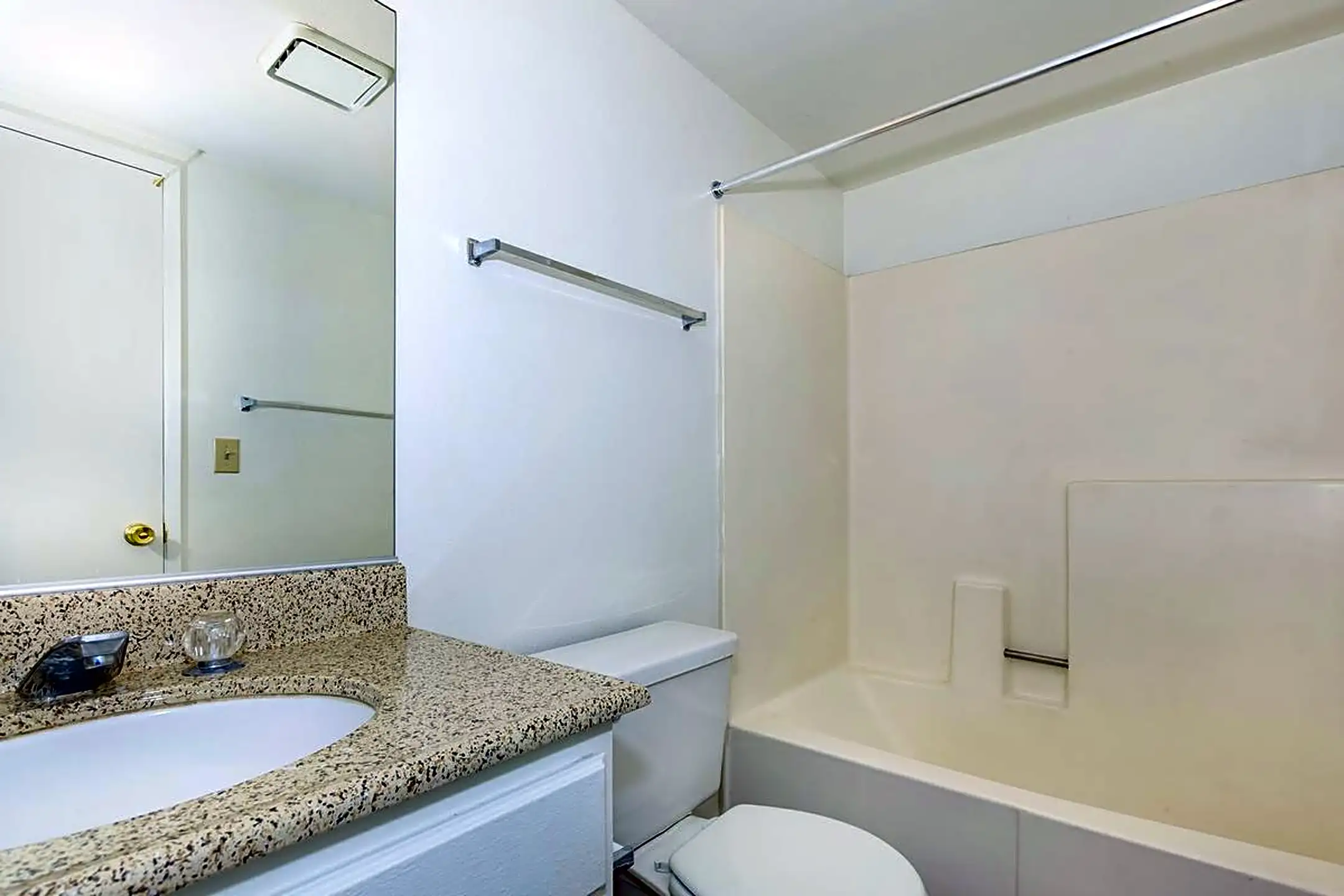 Bathroom - Mountain View Apartment Homes - Upland, CA