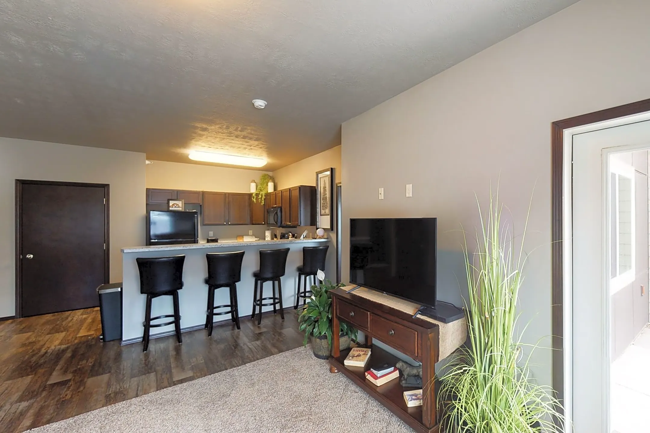 Prairie Trail Village Apartments & Townhomes Apartments Sheldon, IA 51201