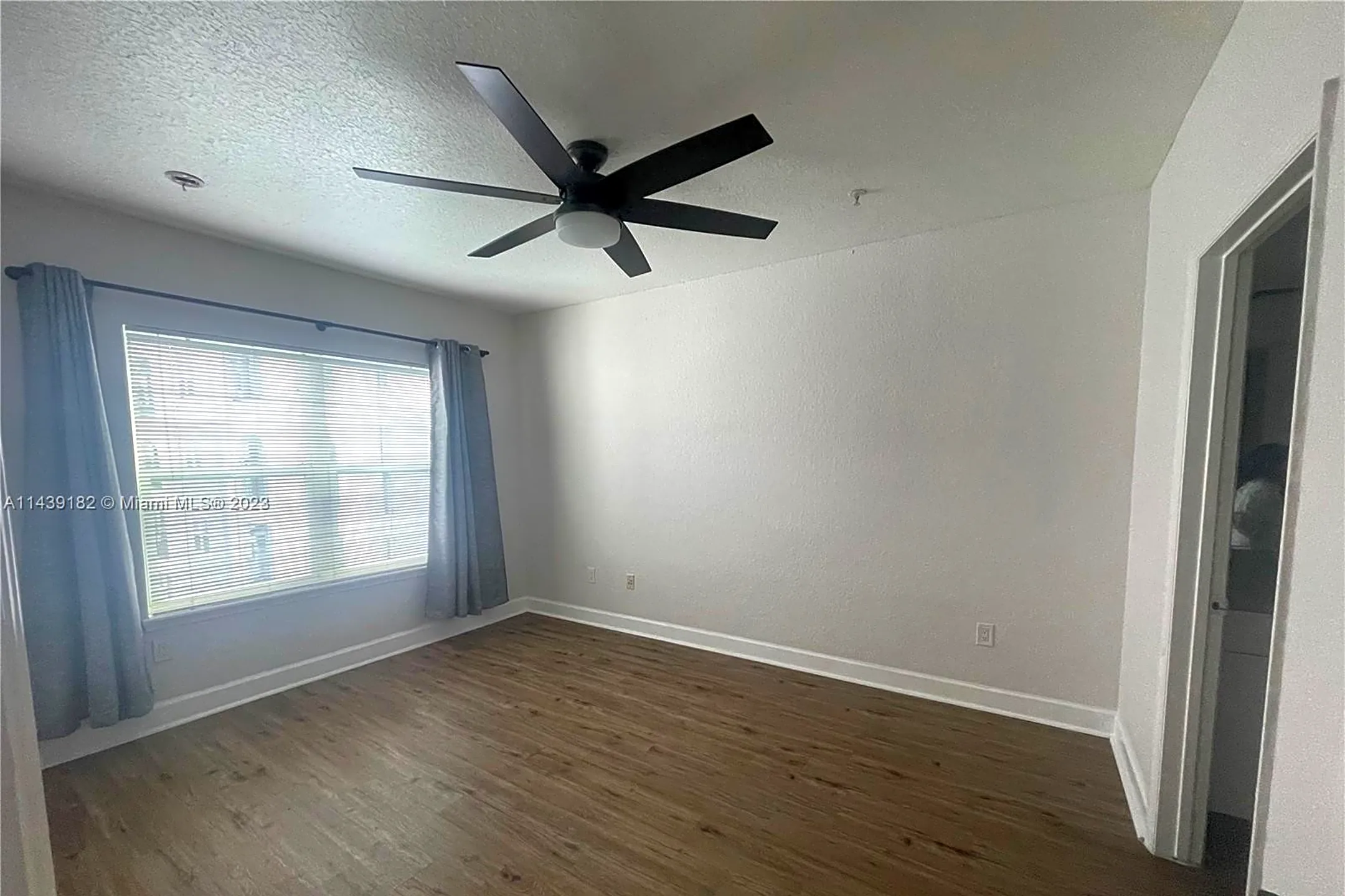 Bedroom - 202 E South St #5039 - Orlando, FL
