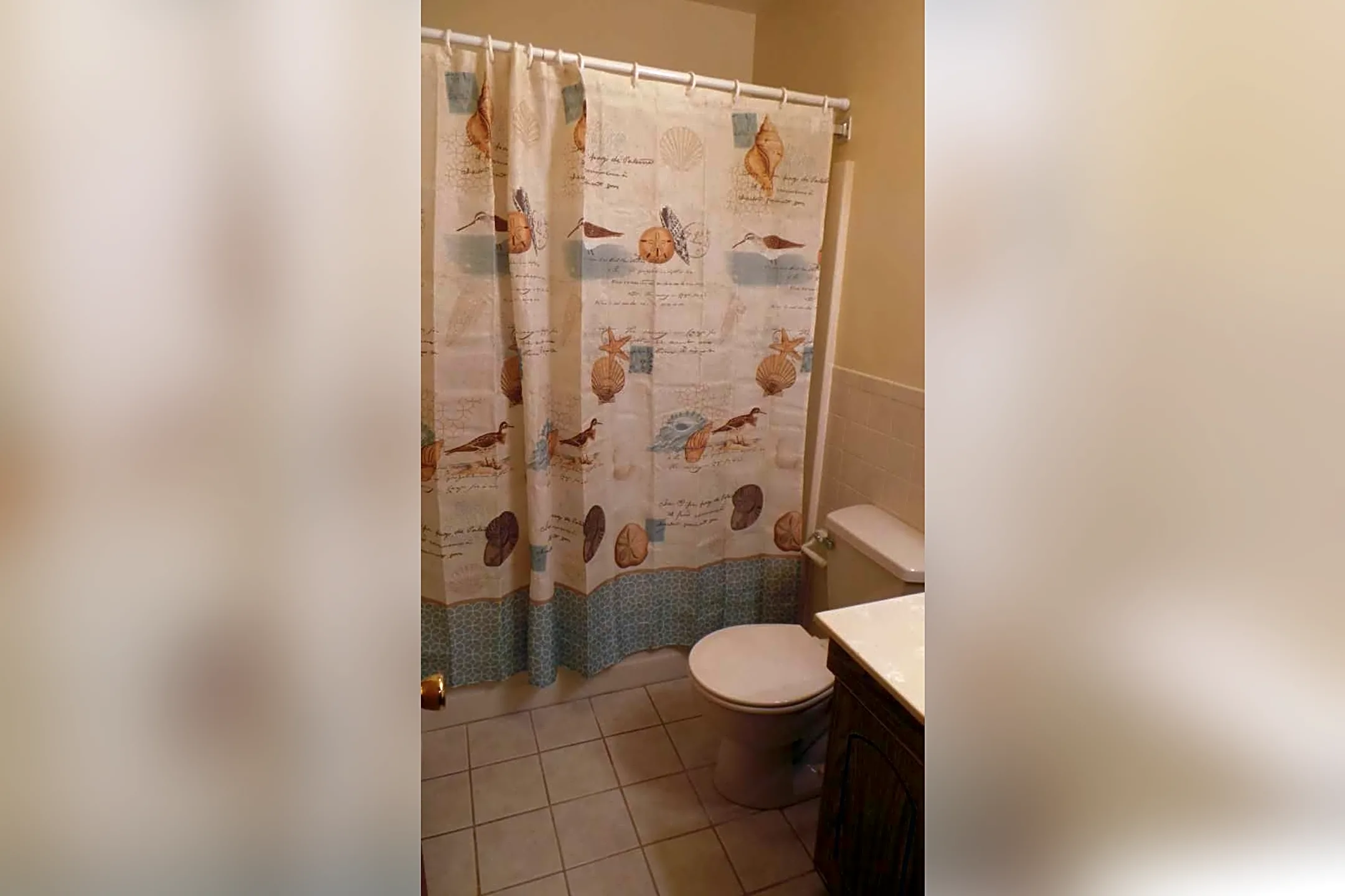 Bathroom - Lakeside Manor Apartments - East Stroudsburg, PA