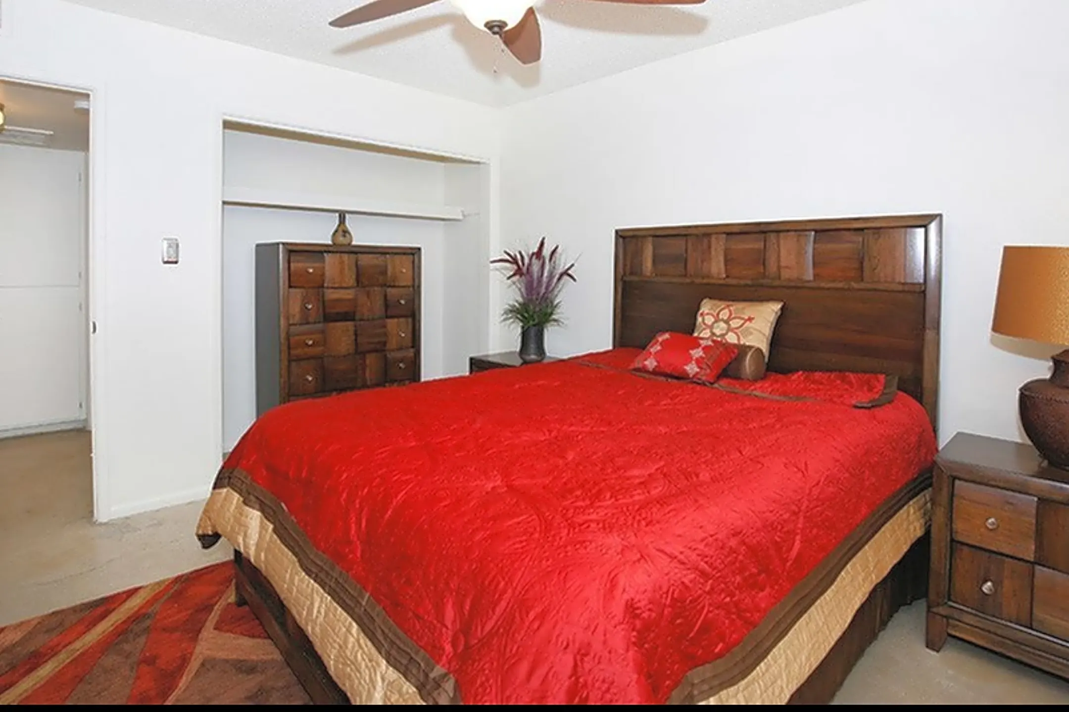 Bedroom - Parkside Apartment Homes - Tempe, AZ