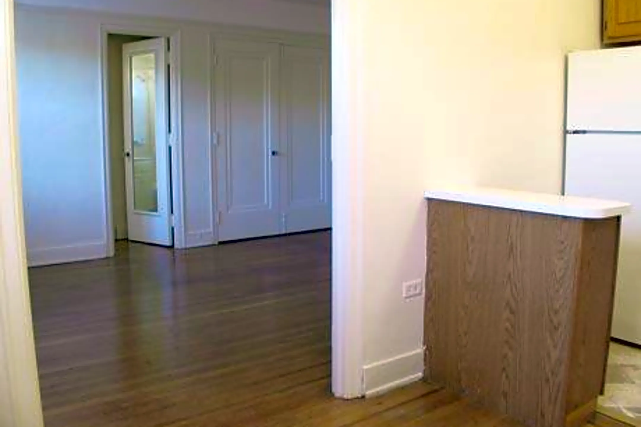 Frontenac Apartments 490 S Highland Ave Pittsburgh, PA Apartments