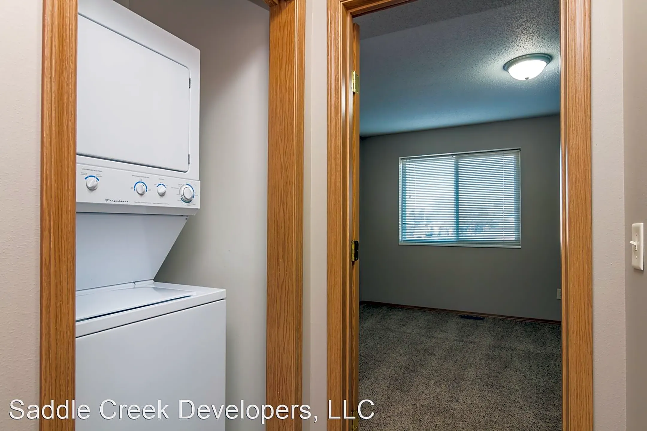 Saddle Creek Townhomes - Sioux Falls, SD