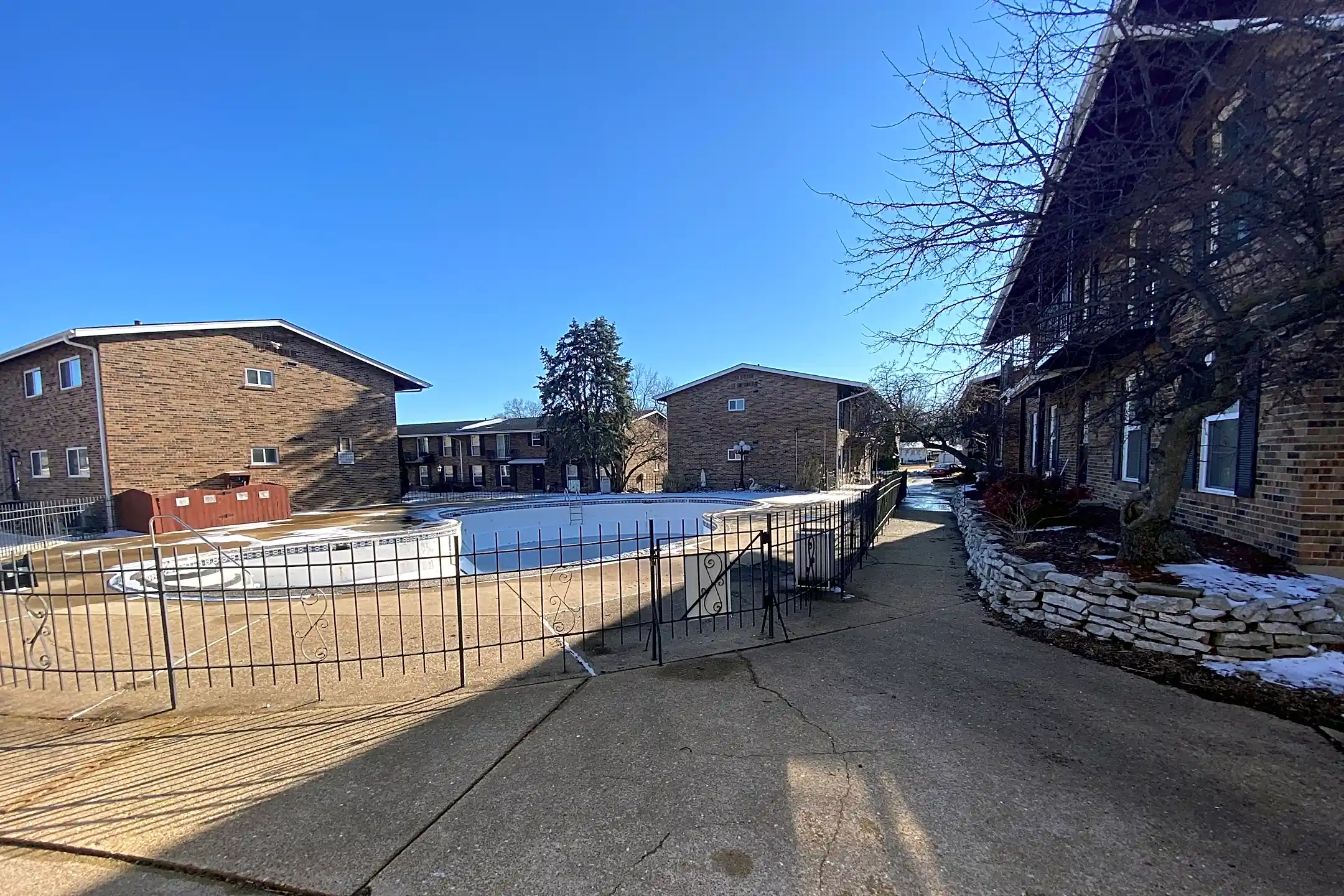 1052 Teson Rd Apartments Hazelwood, MO 63042