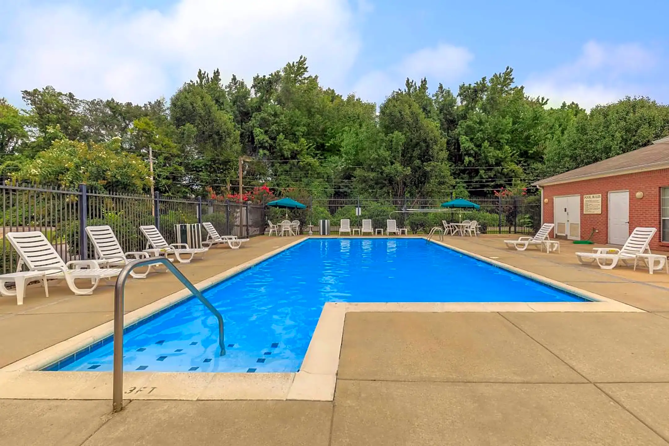 Peachtree Park Apartments Apartments Dyersburg, TN 38024