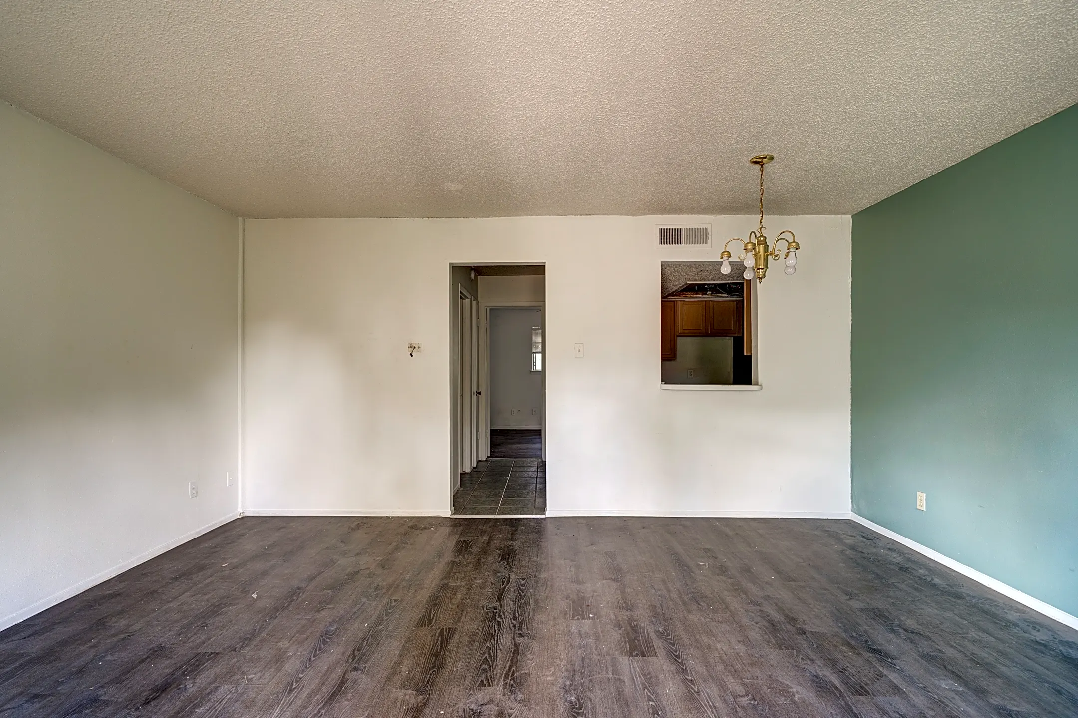 Winston Square 2506 S General McMullen Dr San Antonio, TX Apartments for Rent Rent.