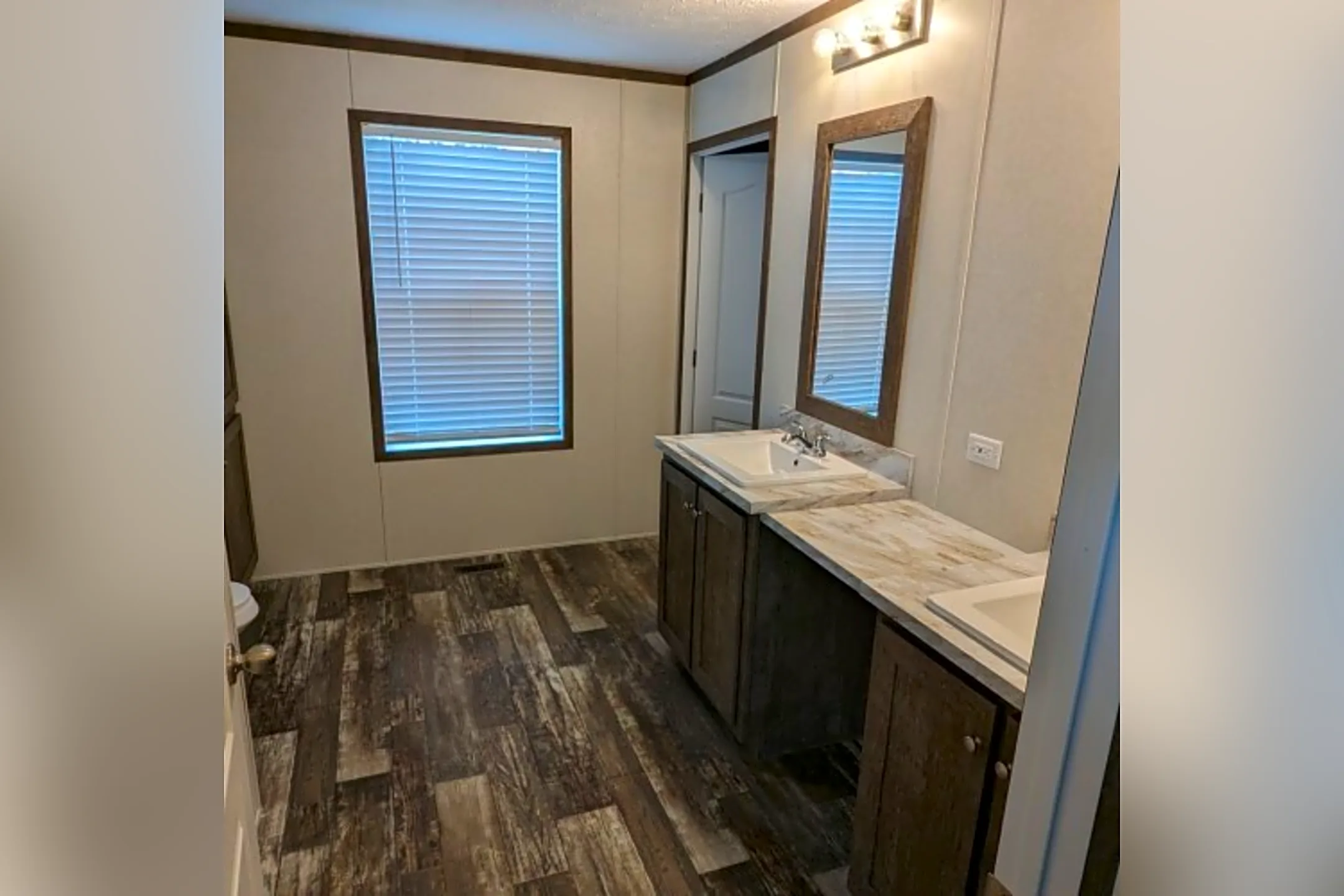 6560 N 650 E 6560 N 650 E unit e8 Churubusco, IN Apartments for