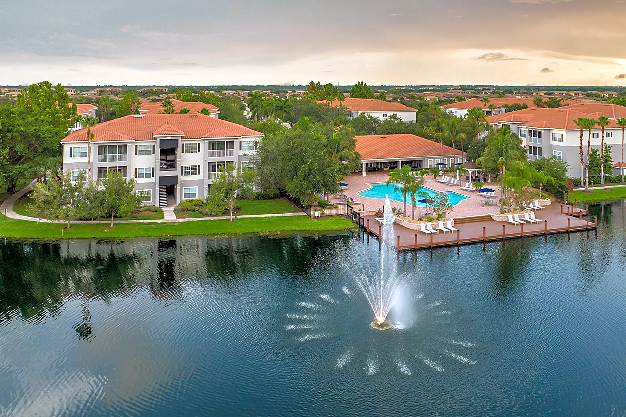 yacht club at heritage harbour bradenton fl