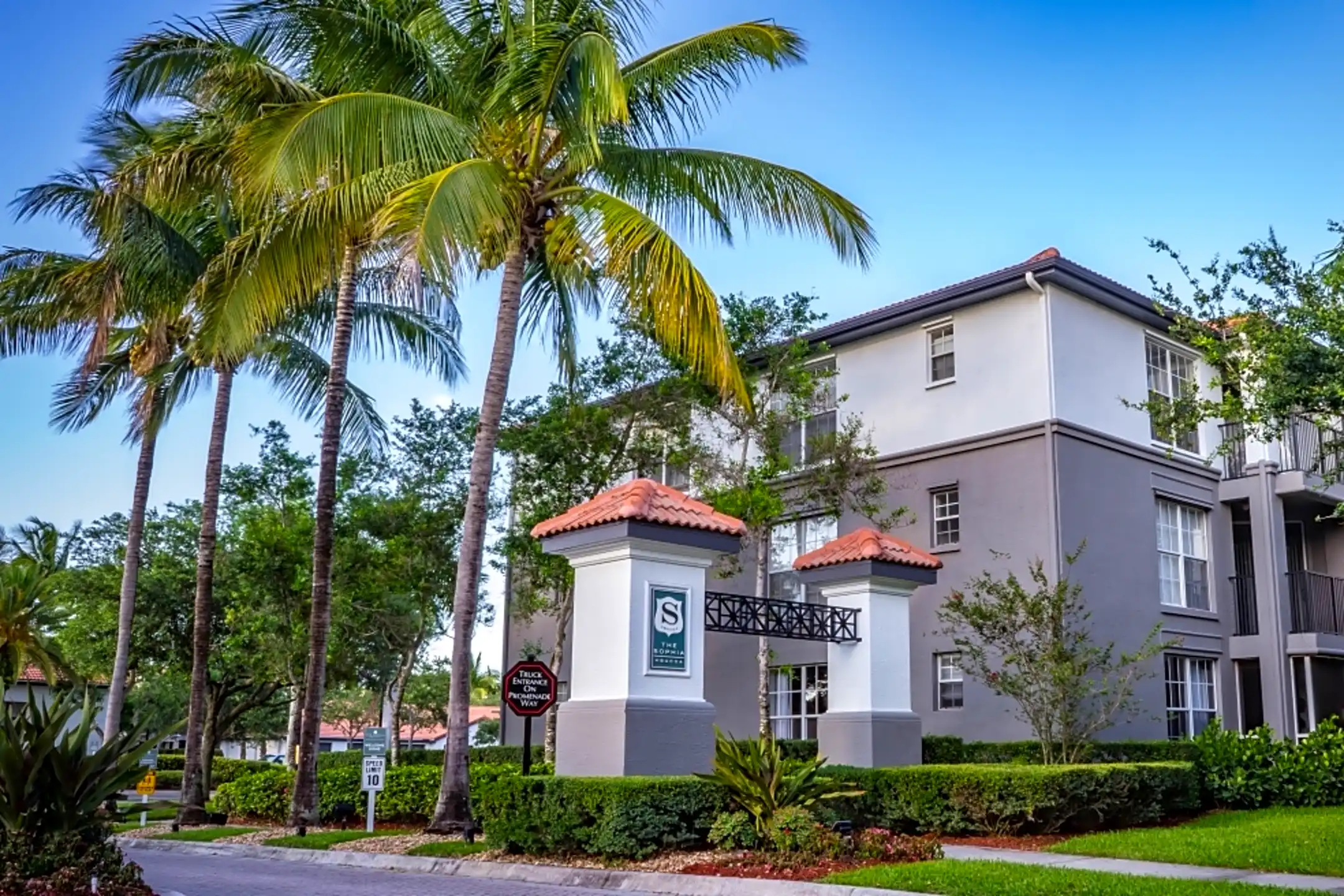 The Sophia at Abacoa 863 University Blvd Jupiter, FL Apartments for