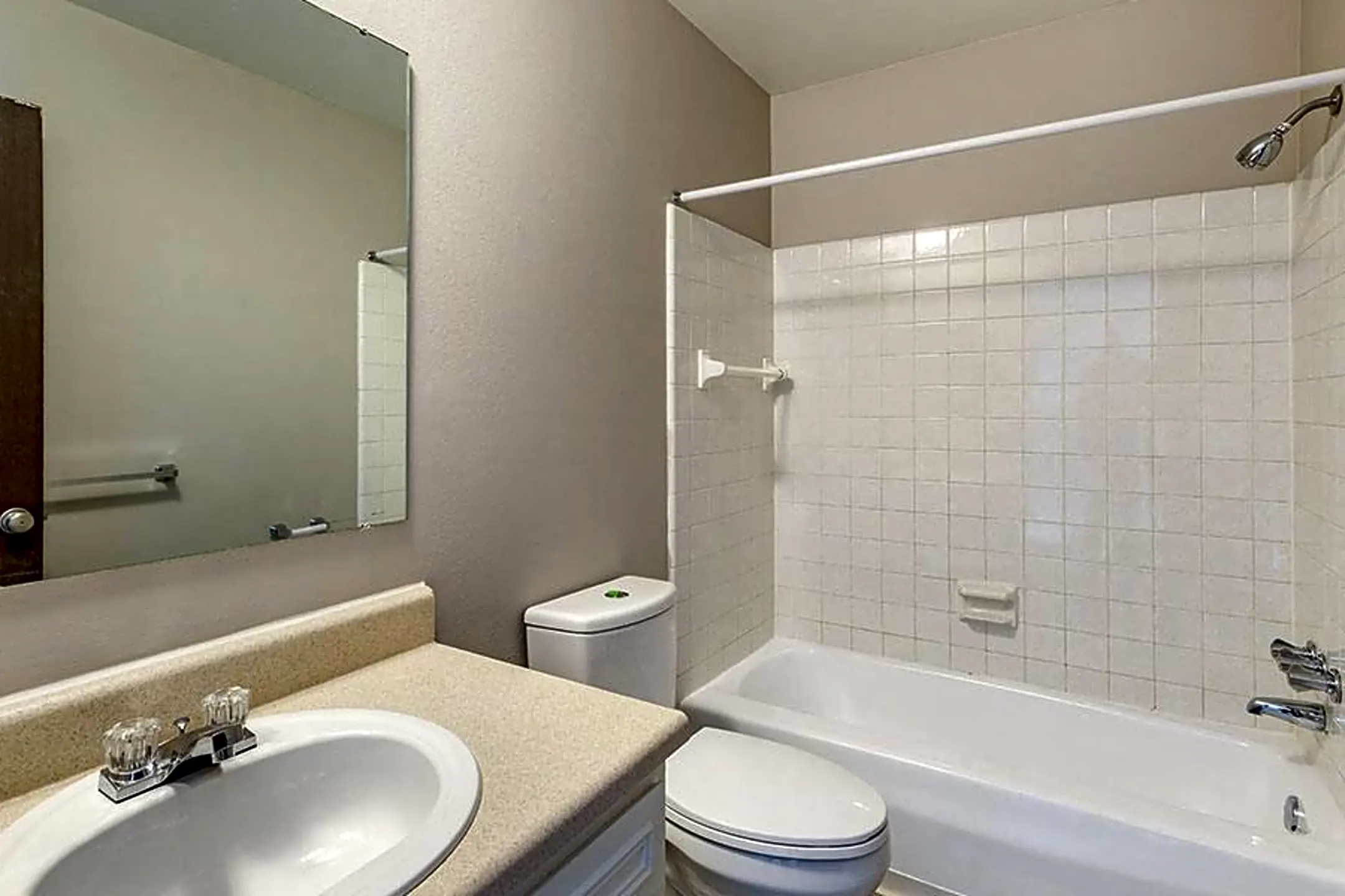 Ramblewood Apartments 4277 Stonebridge Dr SW Grand Rapids, MI