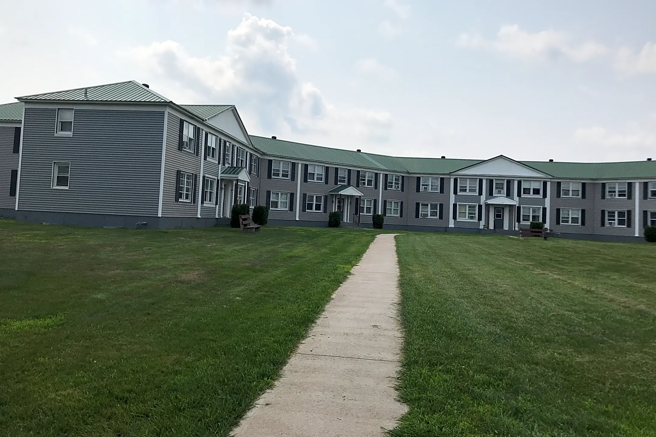 Rose Garden Apartments & Townhouses - Rome, NY 13440