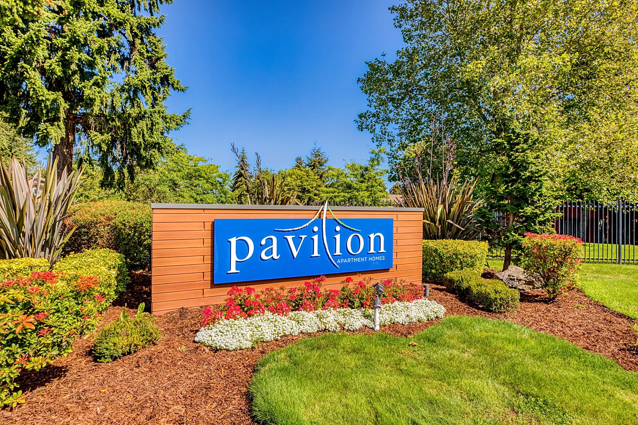Community Signage - Pavilion Apartment Homes - Federal Way, WA
